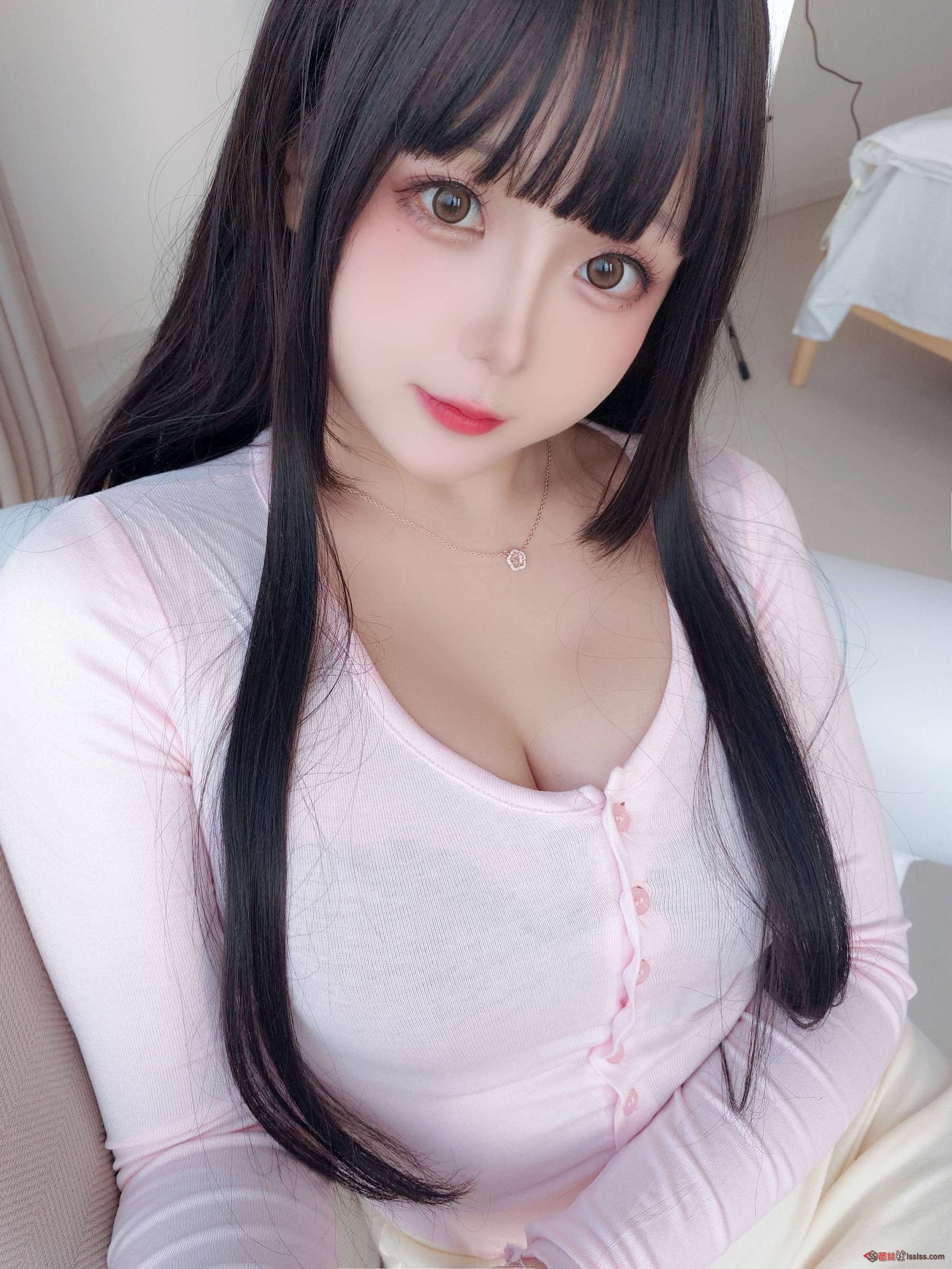 https://www.lss77.com/wp-content/uploads/2024/03/1711822219-66368270ffd5141-1800x2400.jpg