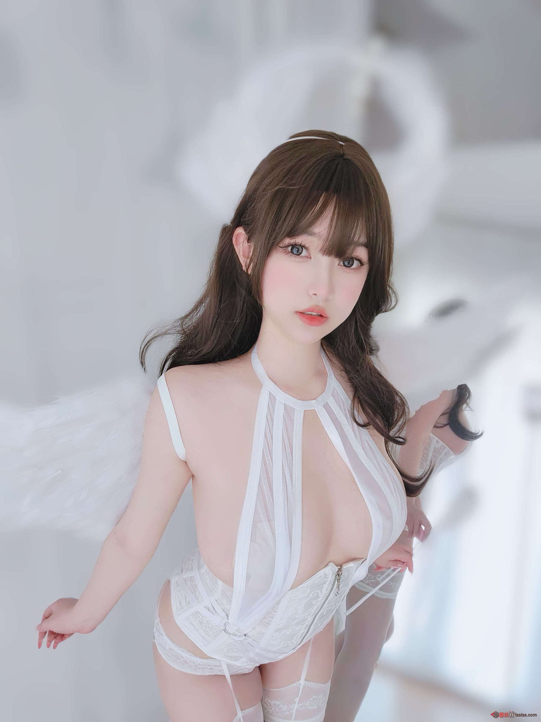 https://www.lss77.com/wp-content/uploads/2024/04/1711975729-9cf81d8026a9018-1800x2400.jpg