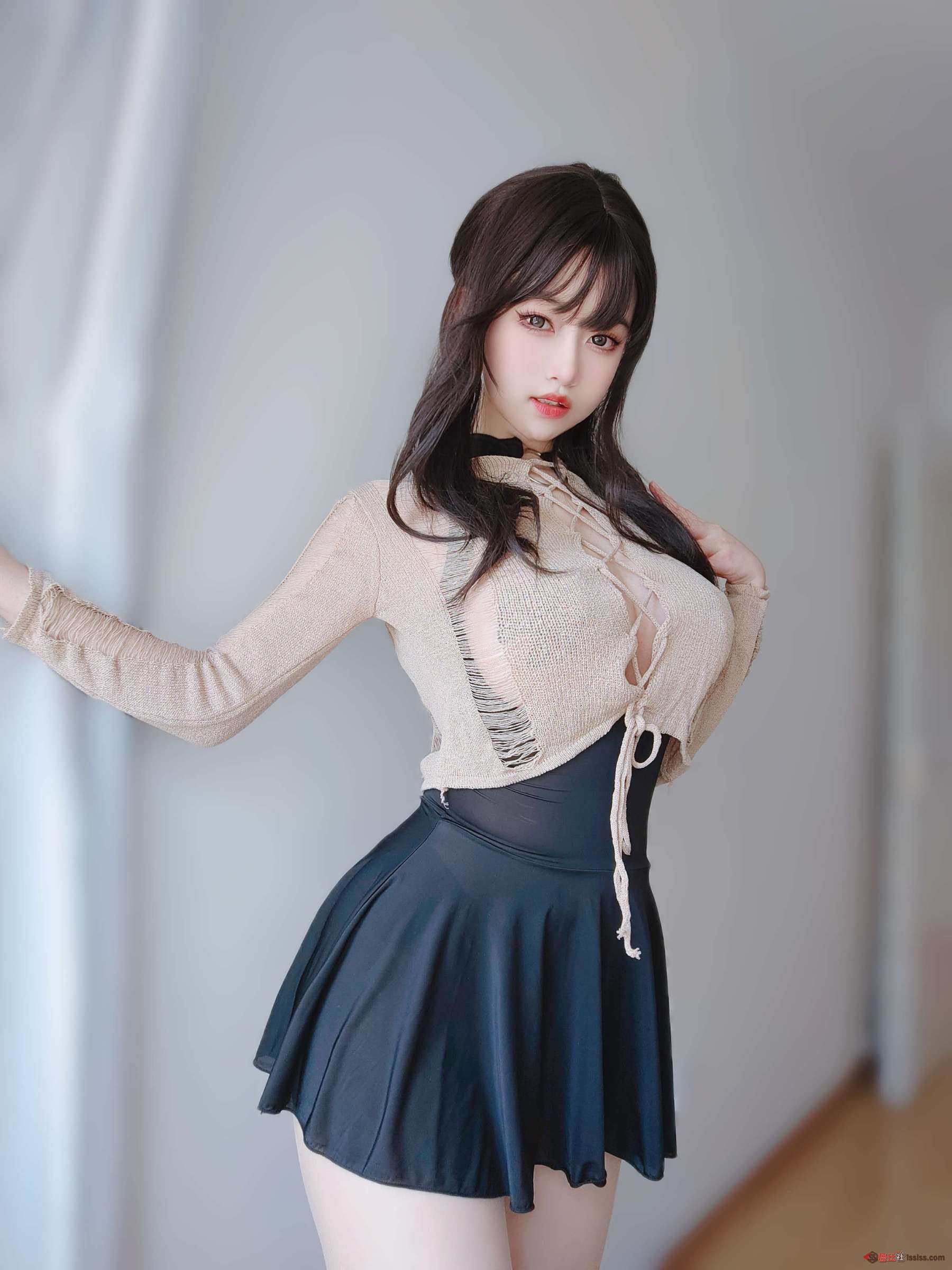 https://www.lss77.com/wp-content/uploads/2024/04/1712075315-bbcbff5c1f1ded4-1800x2400.jpg