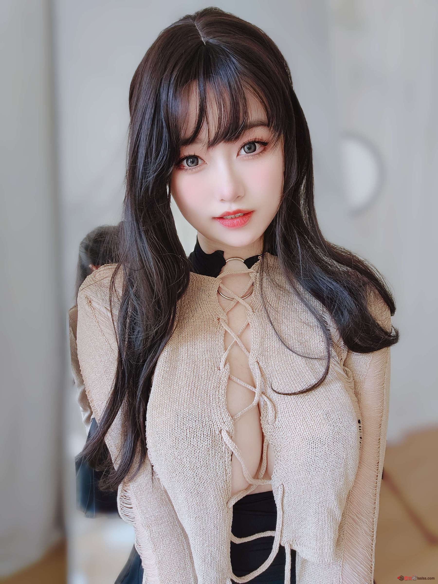 https://www.lss77.com/wp-content/uploads/2024/04/1712076363-b534ba68236ba54-1800x2400.jpg