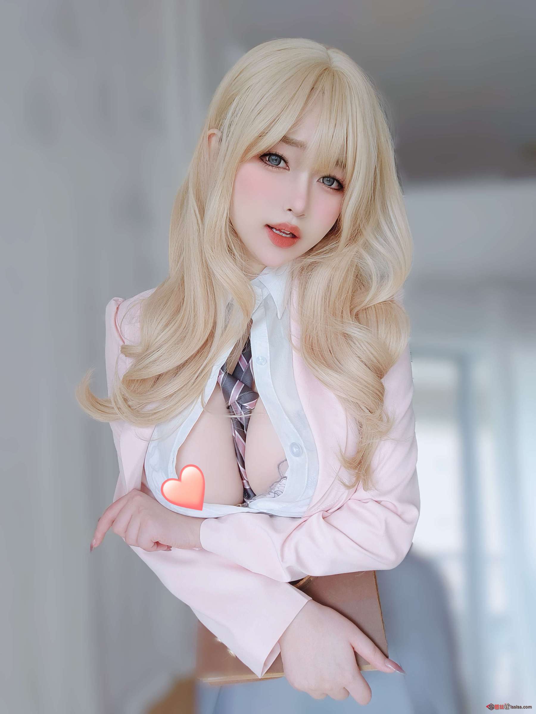 https://www.lss77.com/wp-content/uploads/2024/04/1712487037-0ff39bbbf981ac0-1800x2400.jpg