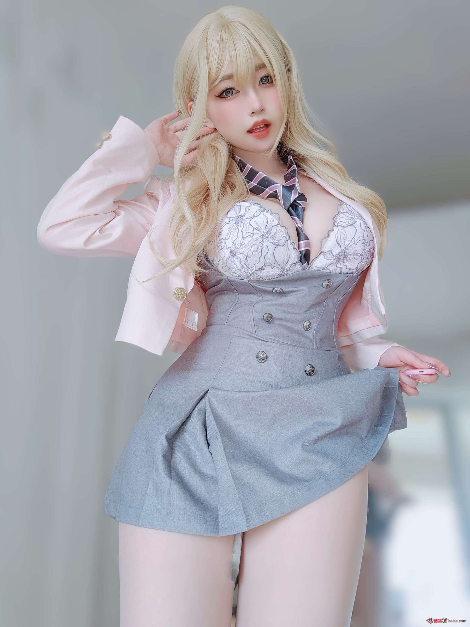 https://www.lss77.com/wp-content/uploads/2024/04/1712487539-0d7de1aca9299fe-1800x2400.jpg
