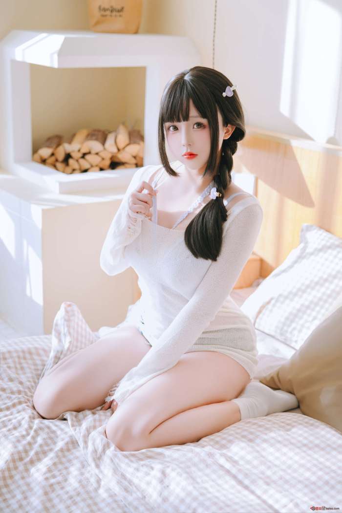 日奈娇 – 牛仔裤人妻 [125P1V843MB]