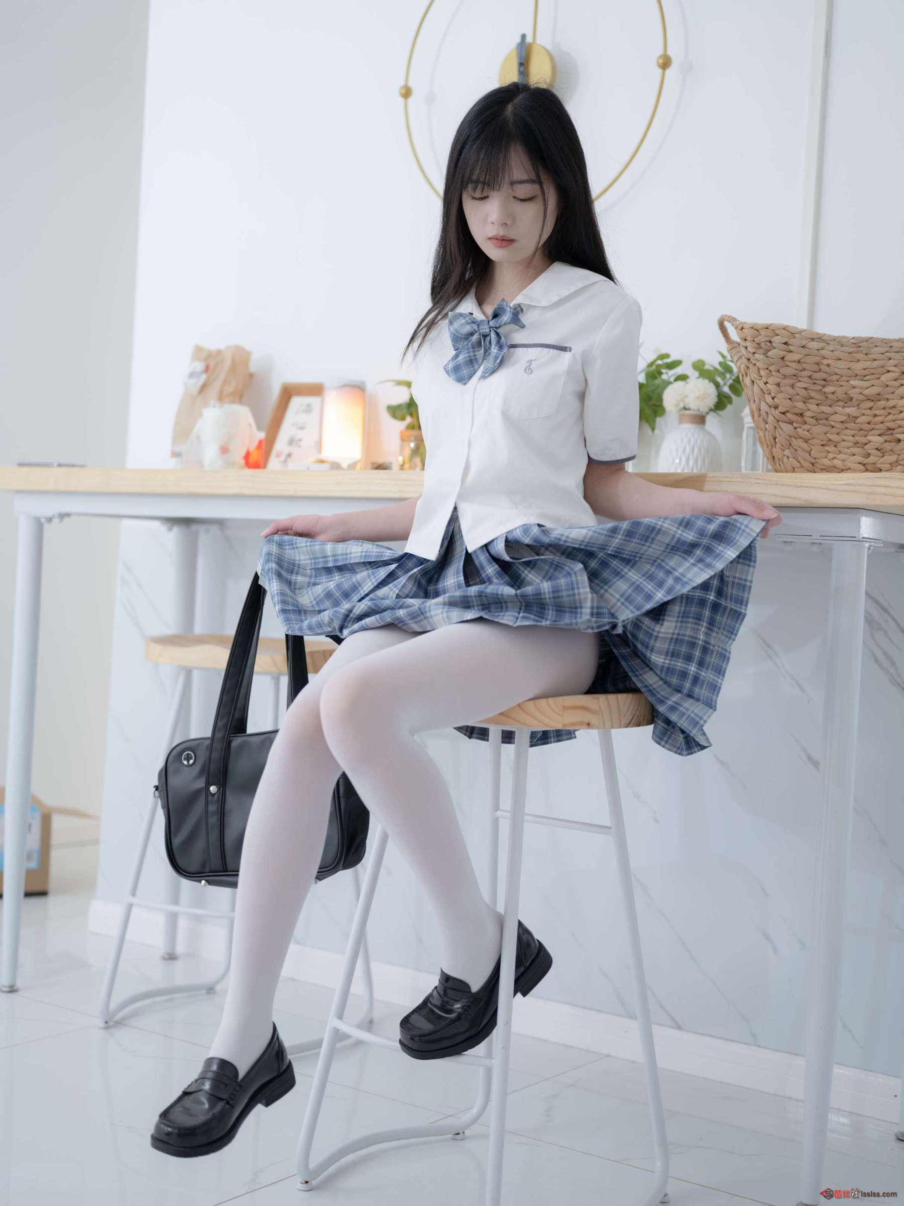 https://www.lss77.com/wp-content/uploads/2024/04/1713611297-be3159ad04564bf-1800x2400.jpg