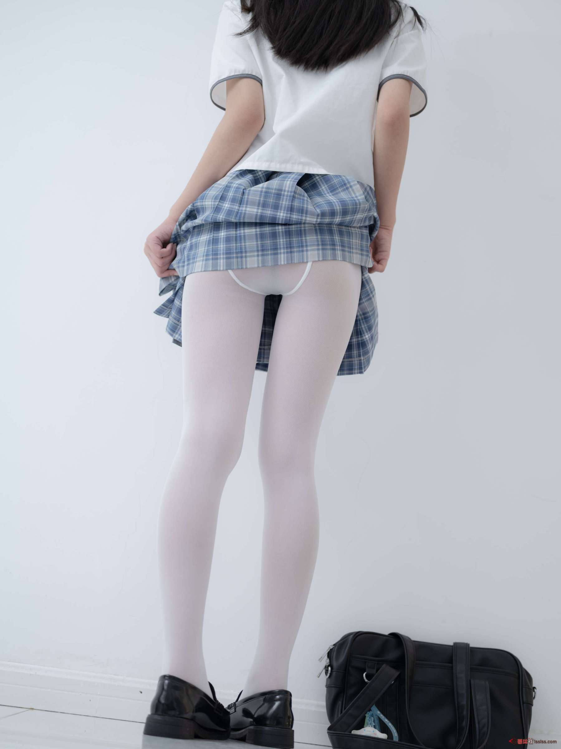 https://www.lss77.com/wp-content/uploads/2024/04/1713611569-109a0ca3bc27f3e-1800x2400.jpg