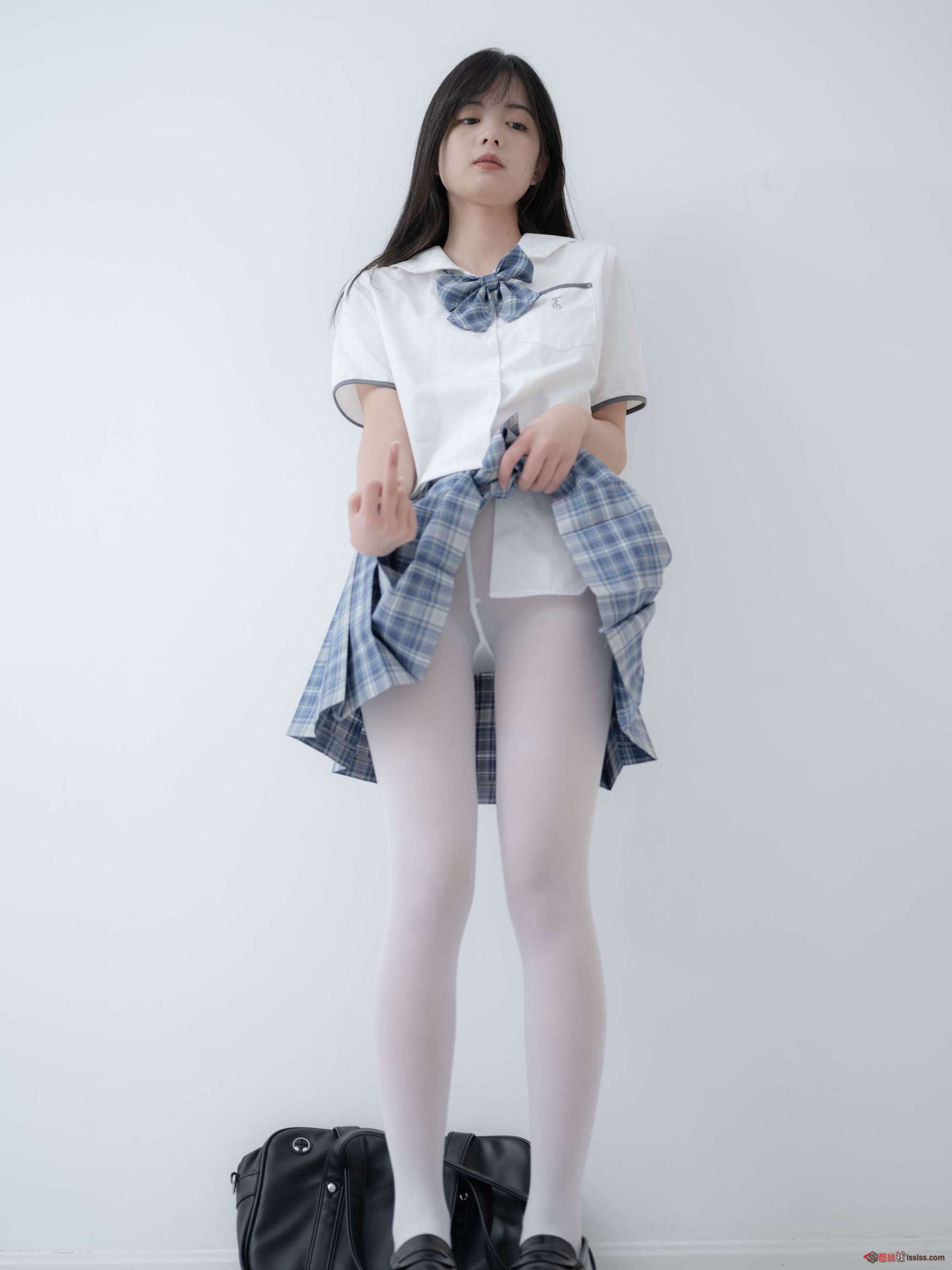 https://www.lss77.com/wp-content/uploads/2024/04/1713611725-e5841df2166dd42-1800x2400.jpg