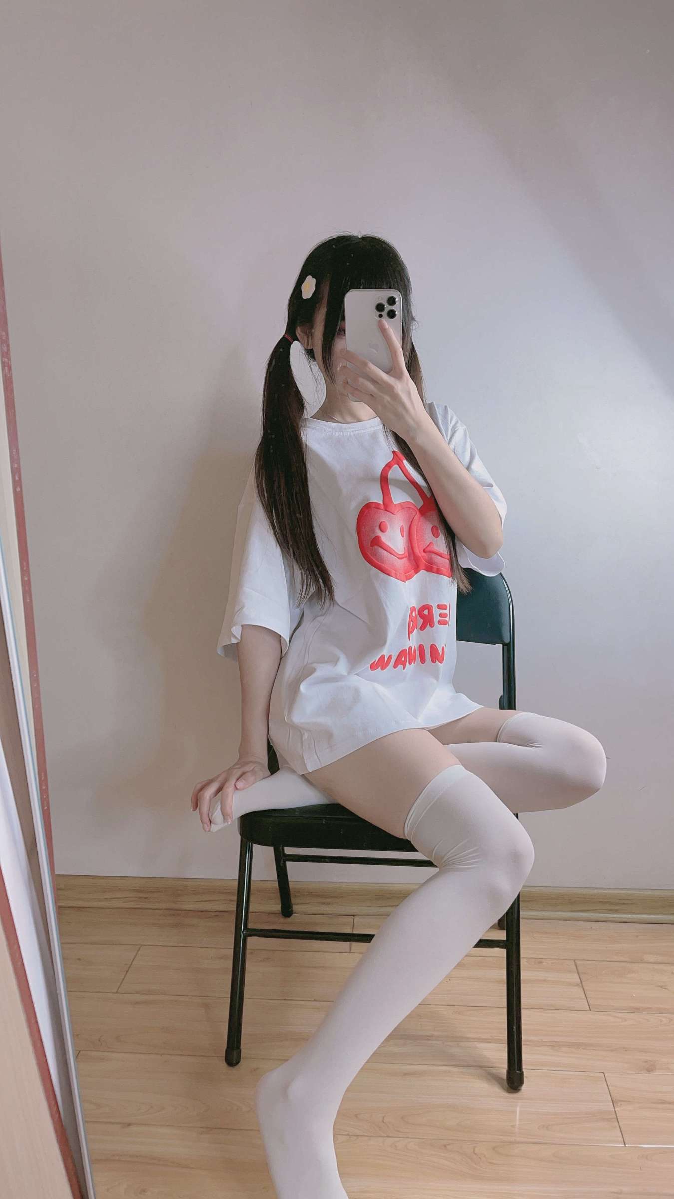 https://www.lss77.com/wp-content/uploads/2024/04/1714478241-cccc8bc3d6630bf-1350x2400.jpg