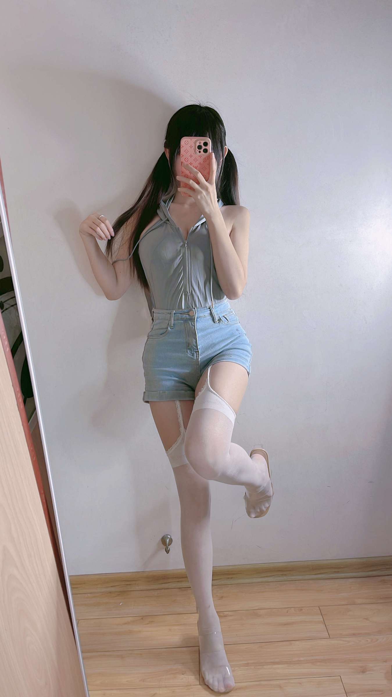 https://www.lss77.com/wp-content/uploads/2024/04/1714479305-5e1eebb280e0744-1349x2400.jpg
