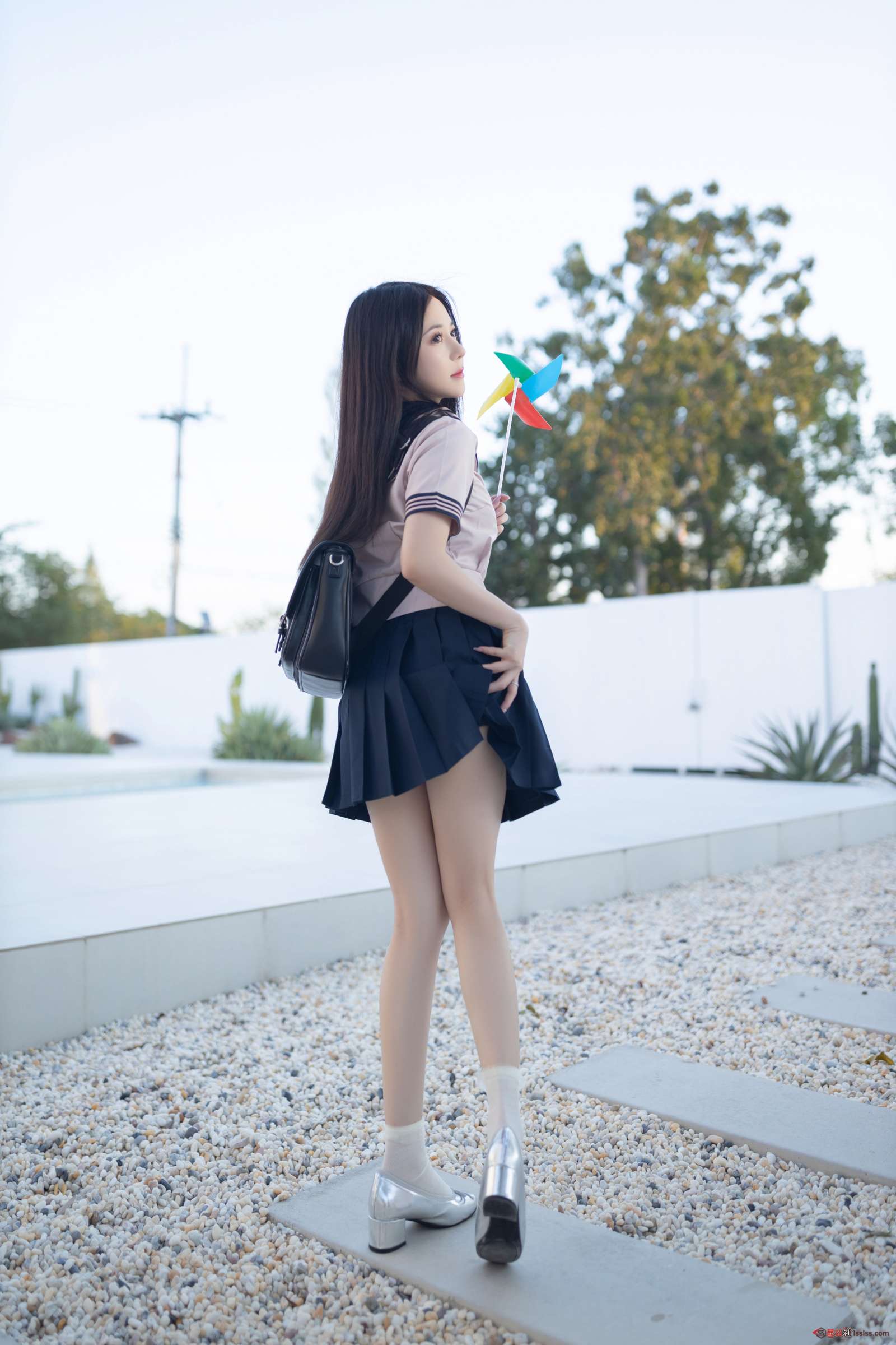 https://www.lss77.com/wp-content/uploads/2024/05/1714567873-a13ee062eff9d72-1600x2400.jpg