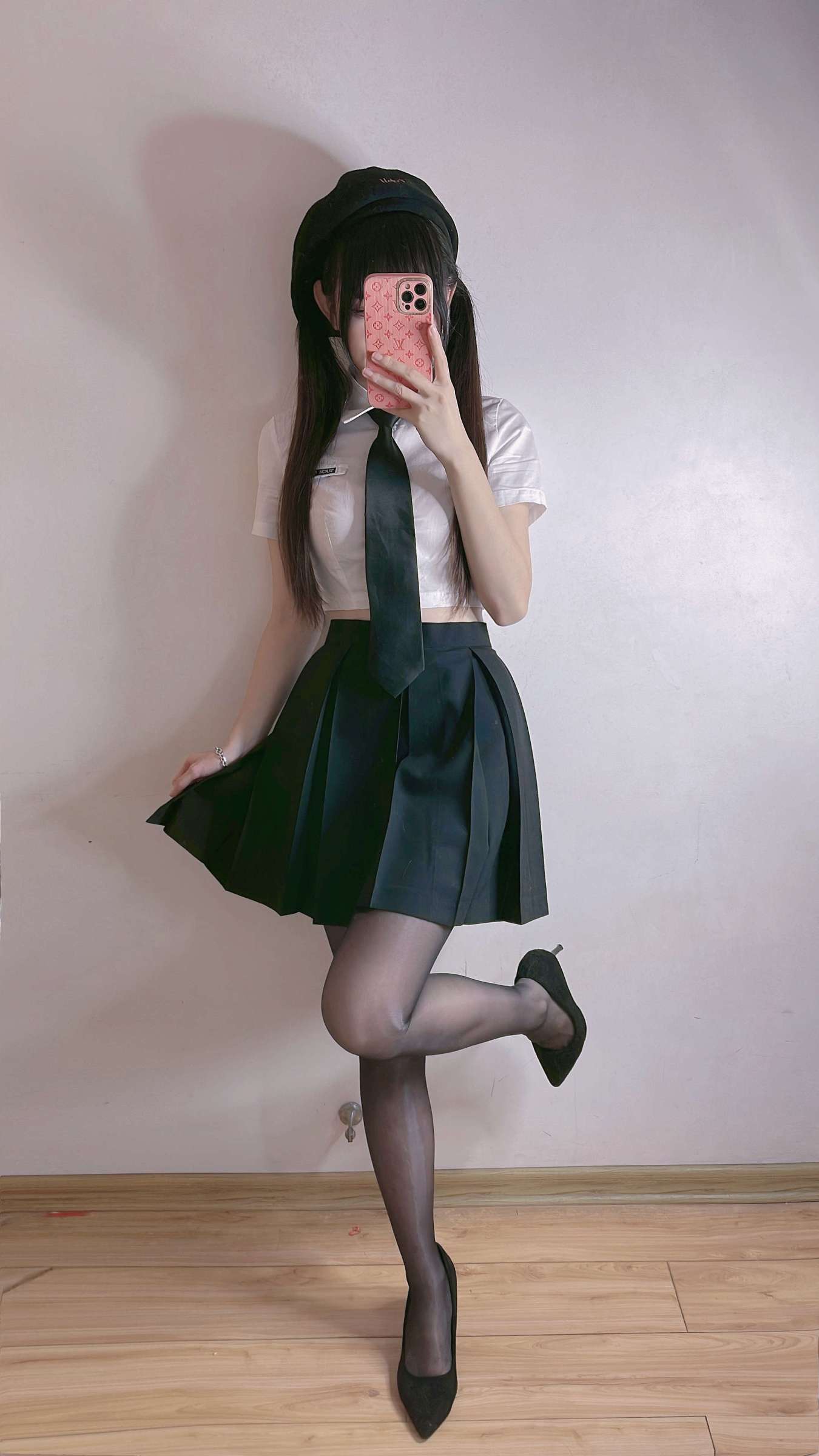 https://www.lss77.com/wp-content/uploads/2024/05/1715159223-dc5c7986daef50c-1350x2400.jpg