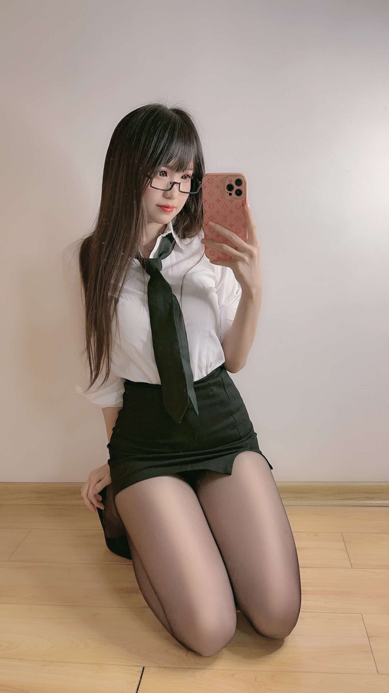 https://www.lss77.com/wp-content/uploads/2024/05/1715159793-bff82d18862ce94-1350x2400.jpg