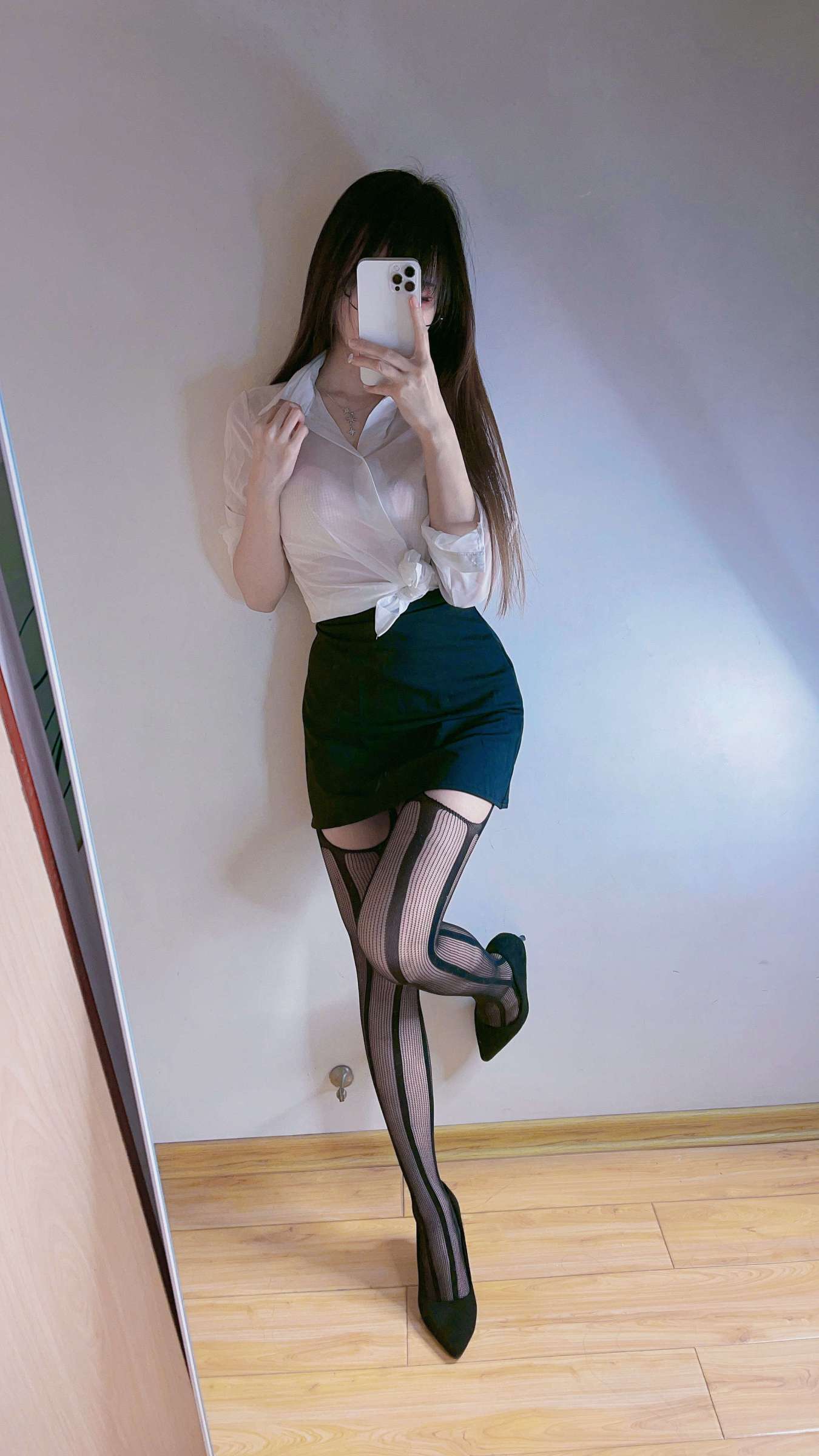 https://www.lss77.com/wp-content/uploads/2024/05/1715160136-d5f038a4537e6a3-1350x2400.jpg