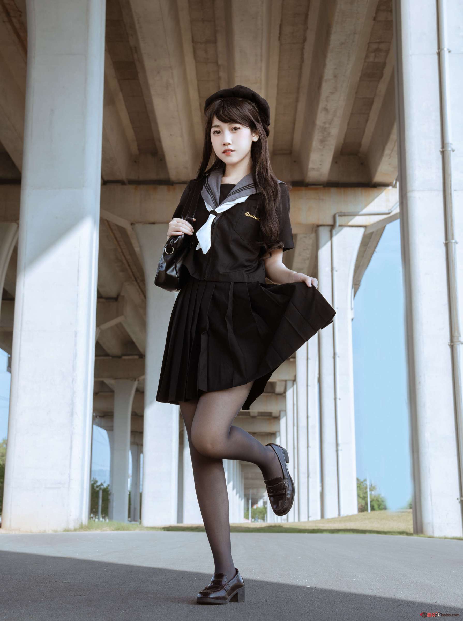 https://www.lss77.com/wp-content/uploads/2024/06/1717411893-49ae49a23f67c75-1790x2400.jpg