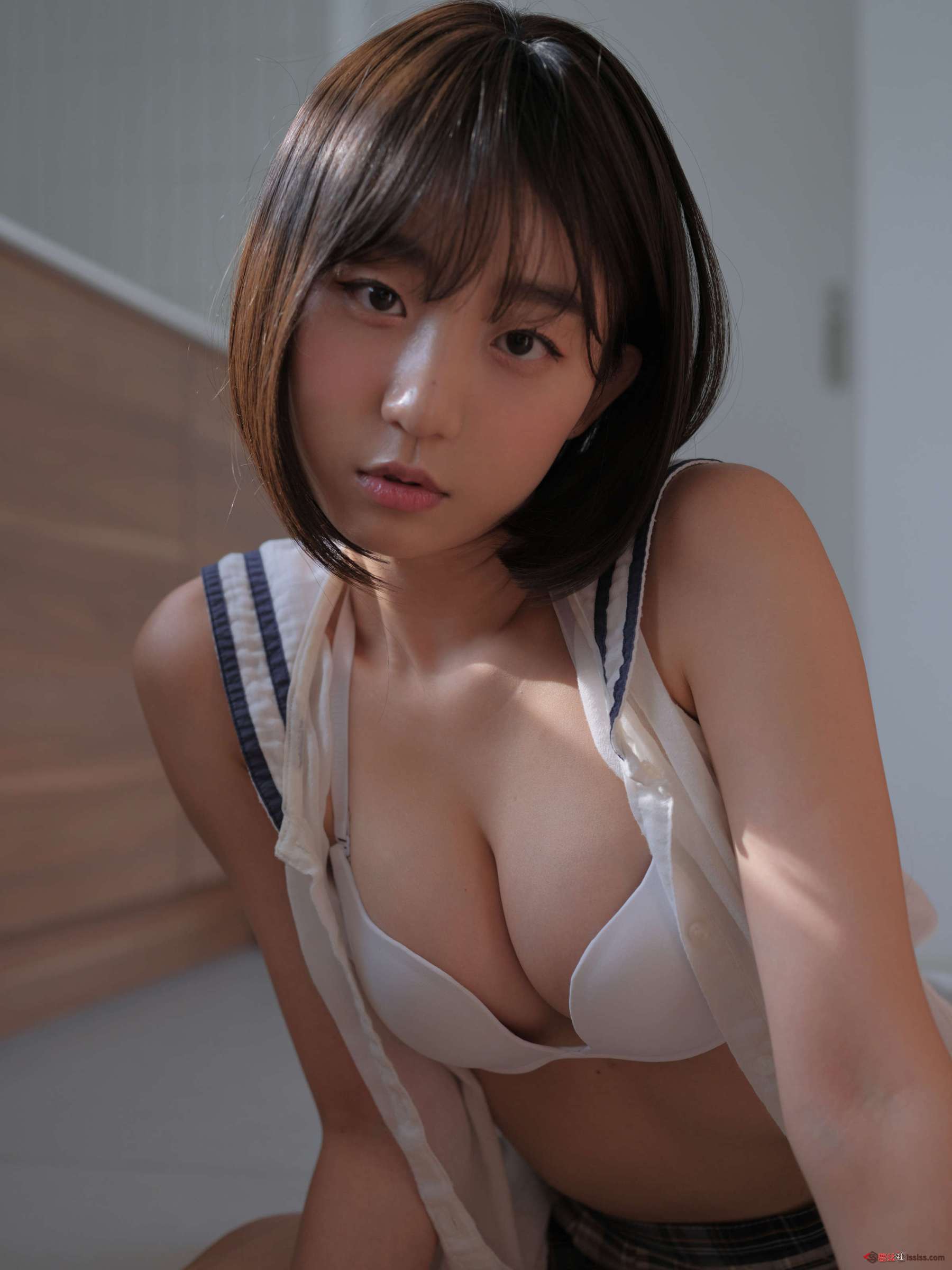 https://www.lss77.com/wp-content/uploads/2024/06/1717952333-0336dcbab05b9d5-1800x2400.jpg