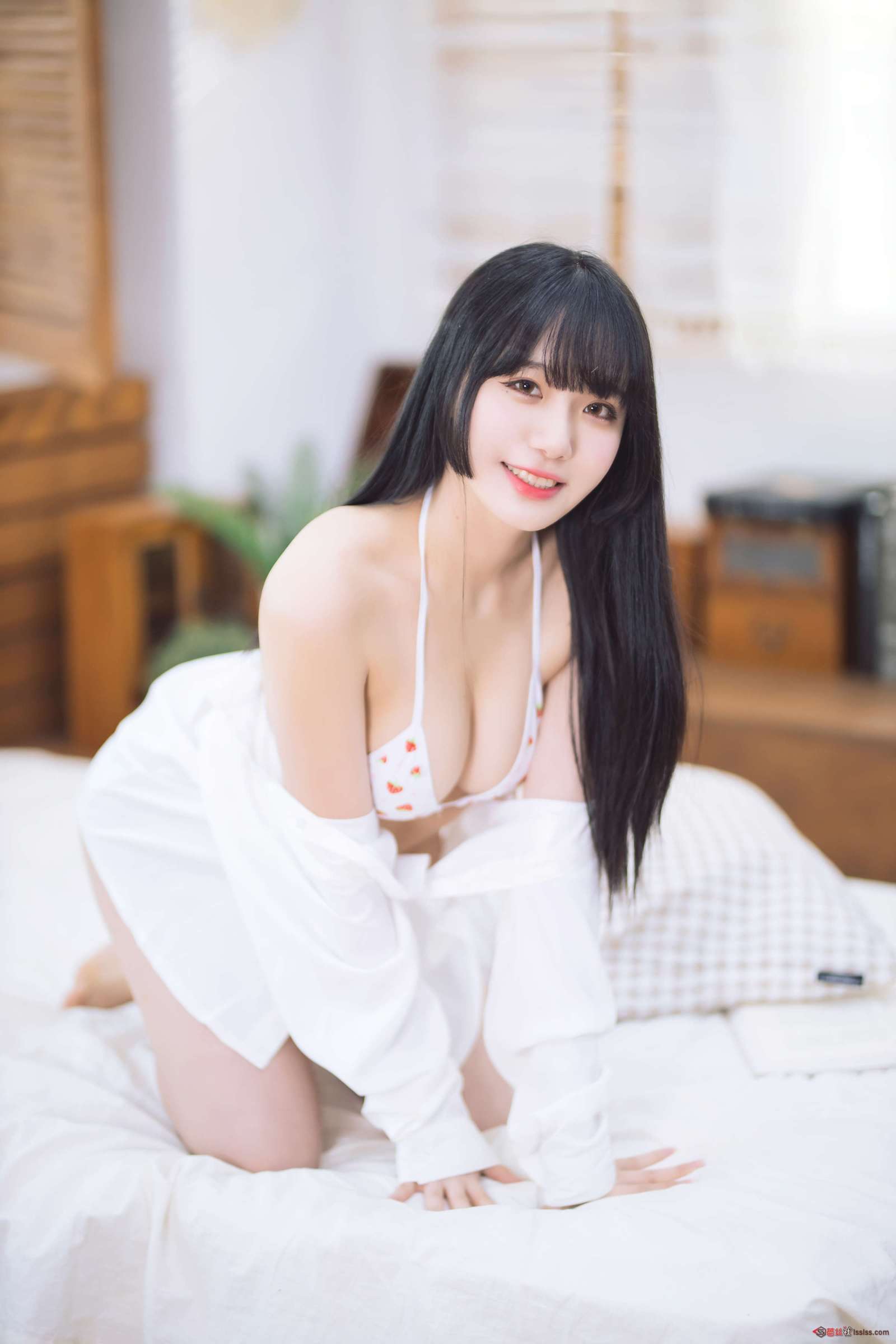https://www.lss77.com/wp-content/uploads/2024/06/1718169622-76dc611d6ebaafc-1600x2400.jpg