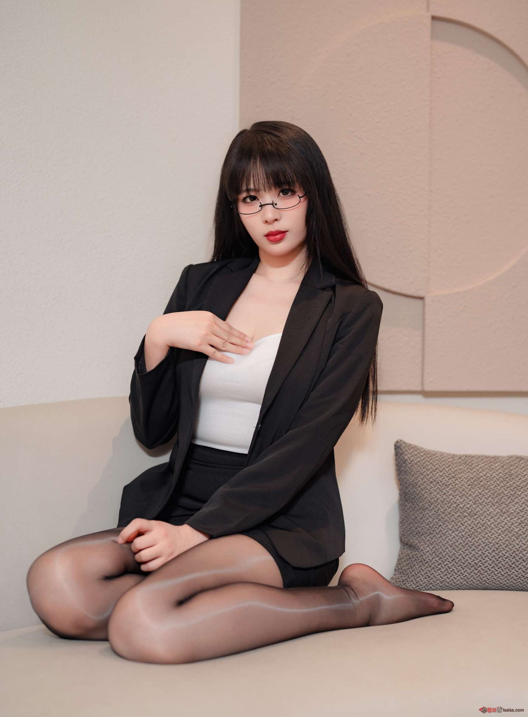https://www.lss77.com/wp-content/uploads/2024/06/1718881361-eddb904a6db7737-1770x2400.jpg