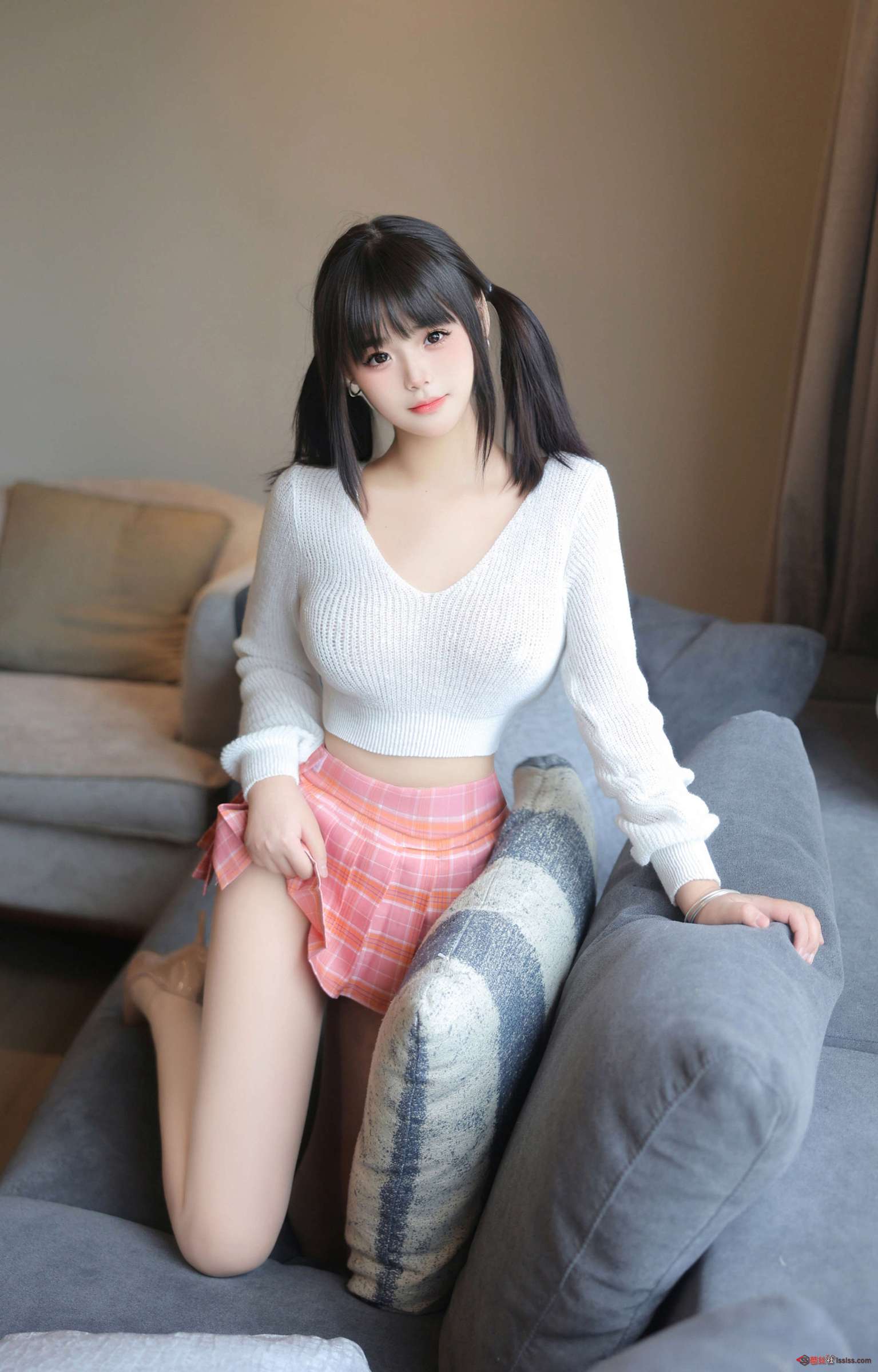 https://www.lss77.com/wp-content/uploads/2024/06/1719162838-68ce199ec2c5517-1535x2400.jpg