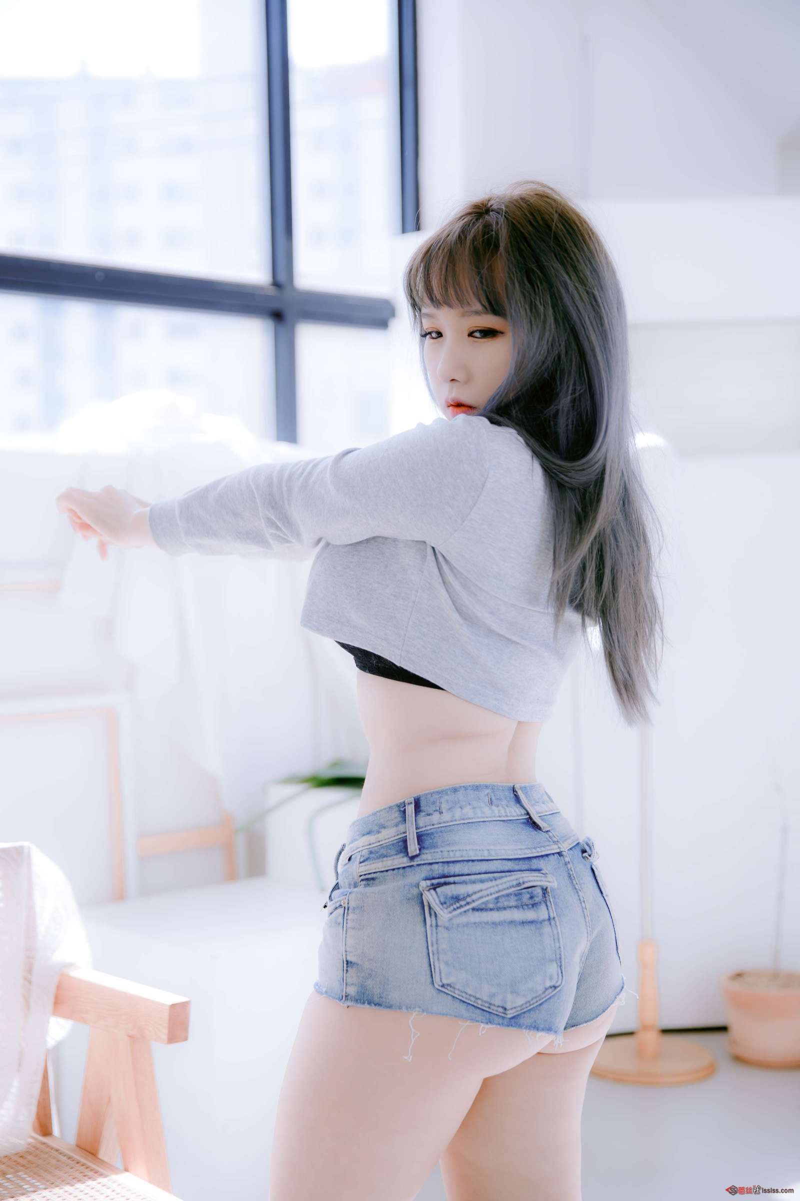 https://www.lss77.com/wp-content/uploads/2024/06/1719162962-f43686bab1c6048-1600x2400.jpg