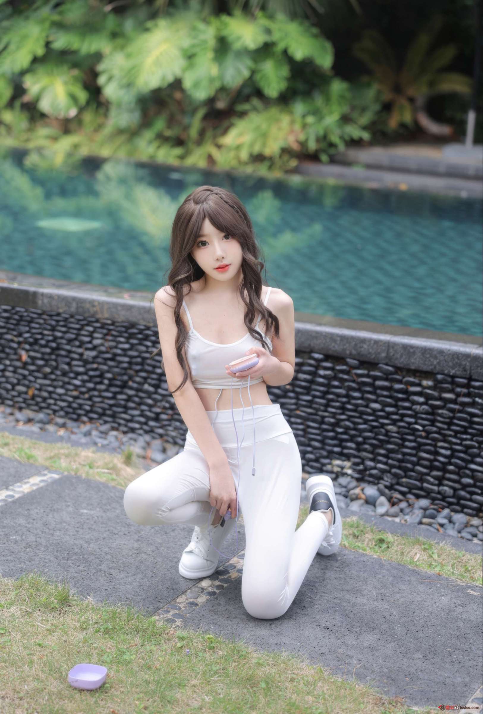 https://www.lss77.com/wp-content/uploads/2024/07/1720719473-17c276c8e723eb4-1625x2400.jpg