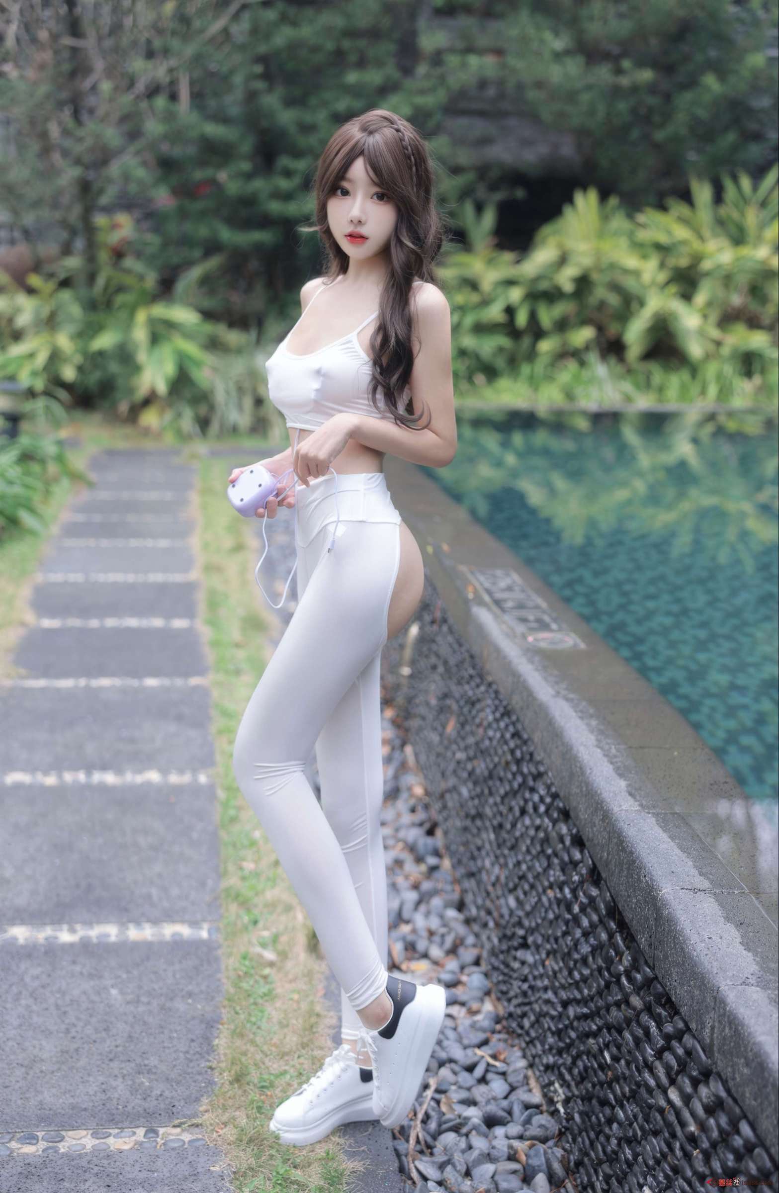 https://www.lss77.com/wp-content/uploads/2024/07/1720720036-e5841df2166dd42-1567x2400.jpg