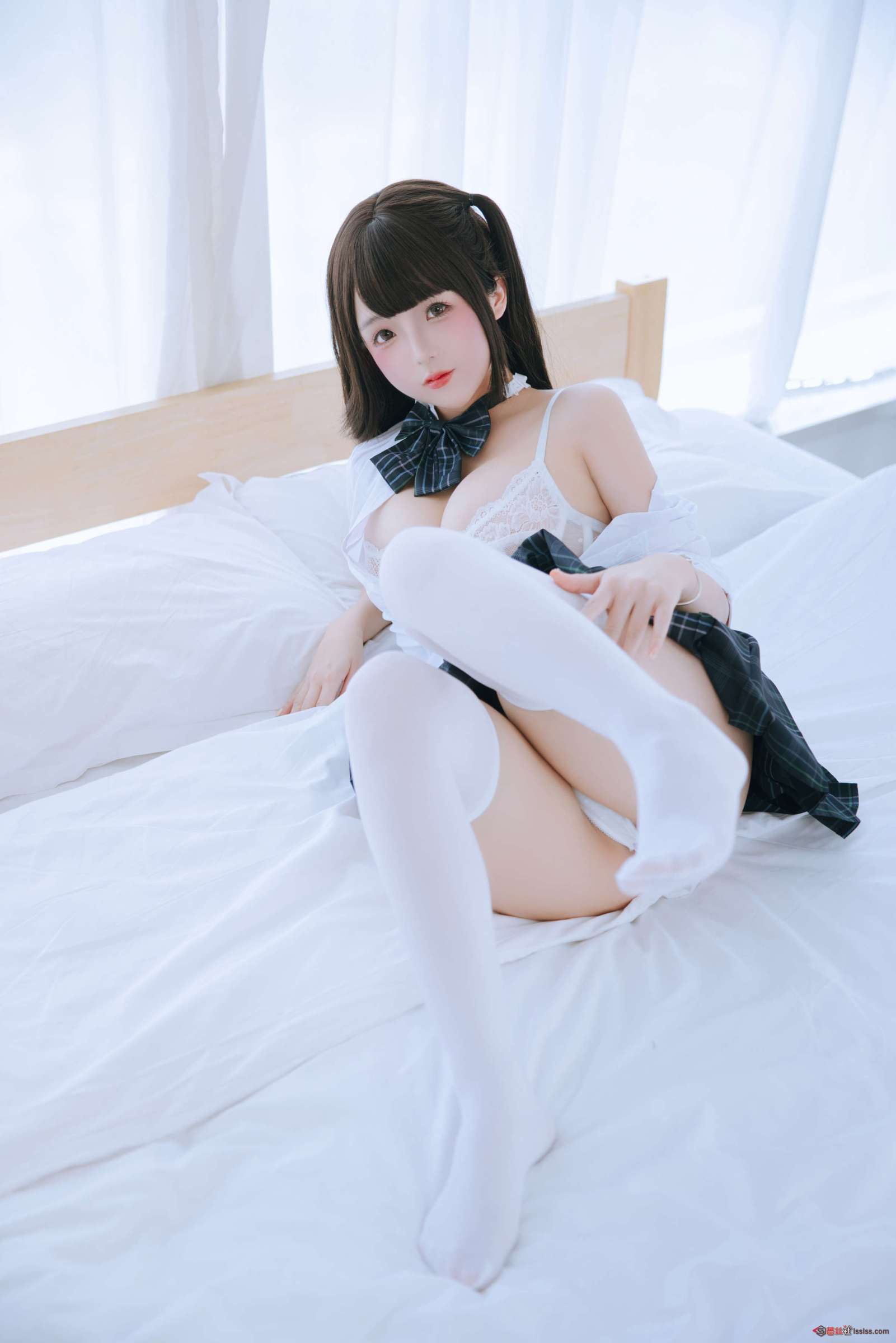 https://www.lss77.com/wp-content/uploads/2024/07/1721068468-b7ee6f5f9aa5cd1-1601x2400.jpg