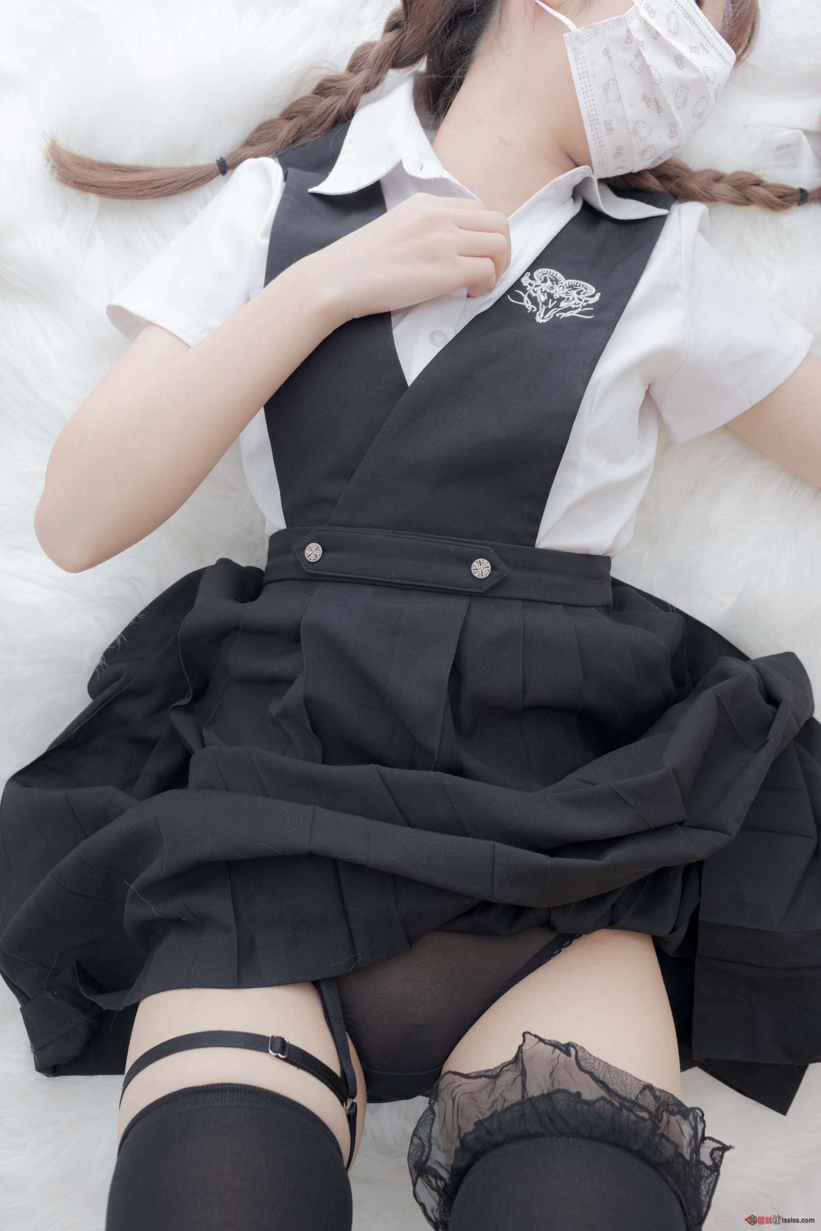 https://www.lss77.com/wp-content/uploads/2024/07/1722188497-7eacb532570ff68-1601x2400.jpg