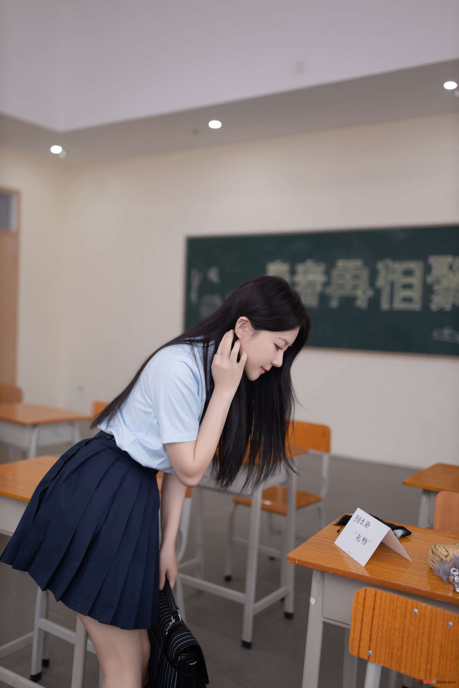 https://www.lss77.com/wp-content/uploads/2024/08/1722964536-d56b9fc4b0f1be8-1600x2400.jpg