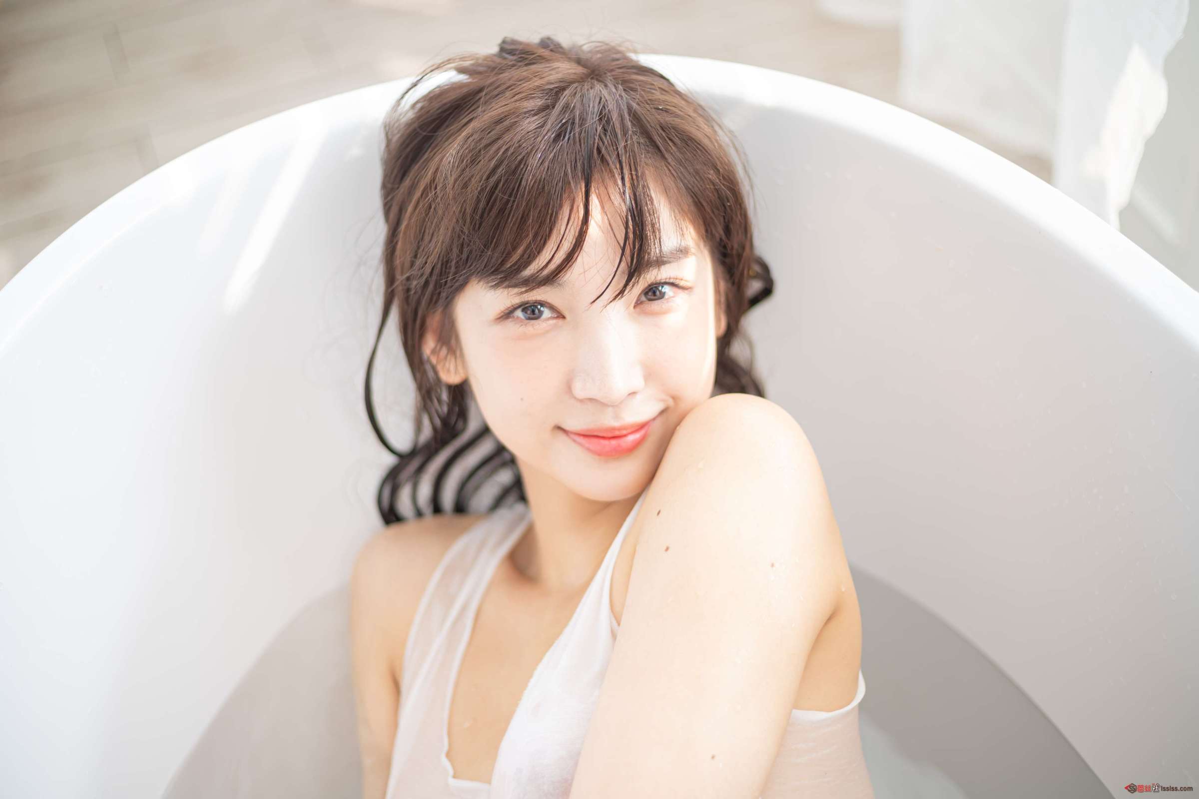 https://www.lss77.com/wp-content/uploads/2024/08/1722965204-f2217062e9a397a-2400x1600.jpg