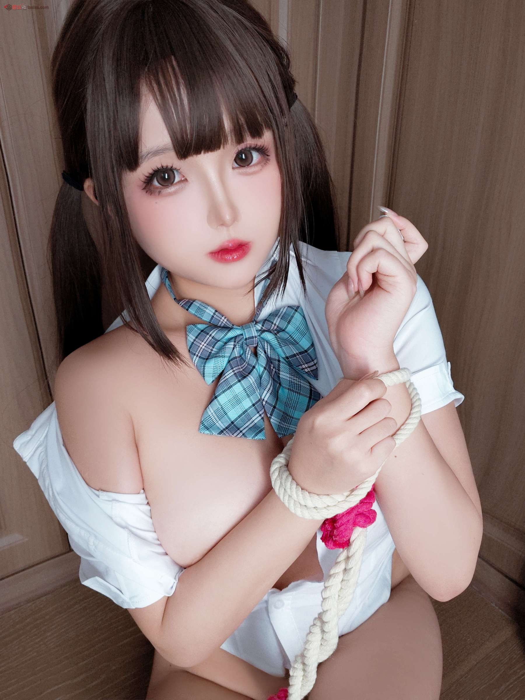 https://www.lss77.com/wp-content/uploads/2024/08/1723380893-024d7f84fff11dd-1800x2400.jpg
