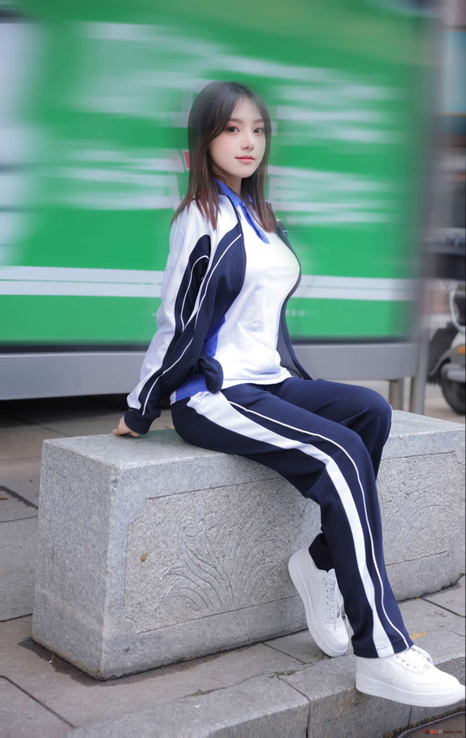 https://www.lss77.com/wp-content/uploads/2024/08/1723466748-559cb990c9dffd8-1514x2400.jpg