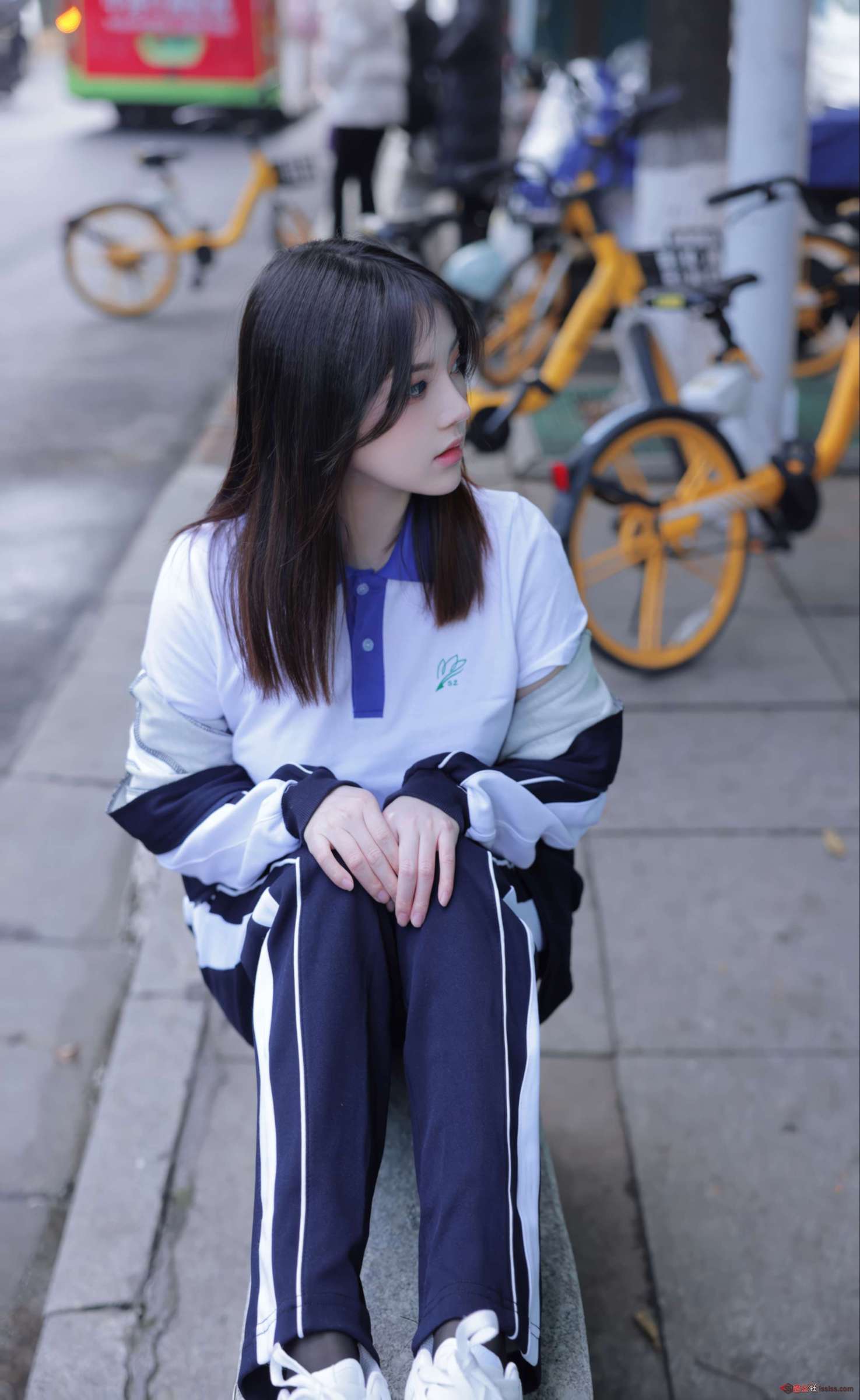 https://www.lss77.com/wp-content/uploads/2024/08/1723466894-05f971b5ec196b8-1475x2400.jpg
