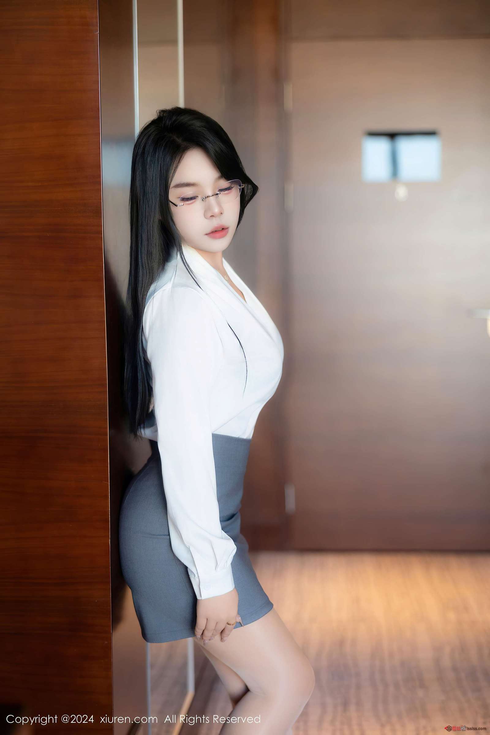 https://www.lss77.com/wp-content/uploads/2024/09/1727172456-fcd04e26e900e94-1600x2400.jpg
