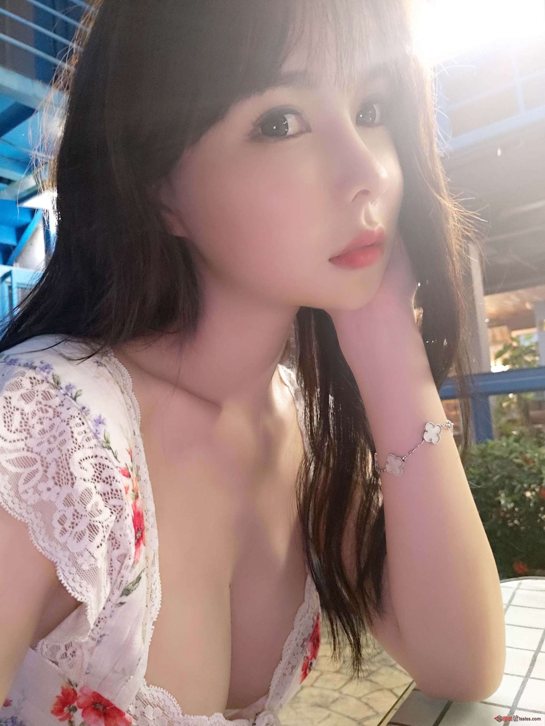 https://www.lss77.com/wp-content/uploads/2024/09/1727457338-5dec707028b05bc-1800x2400.jpg
