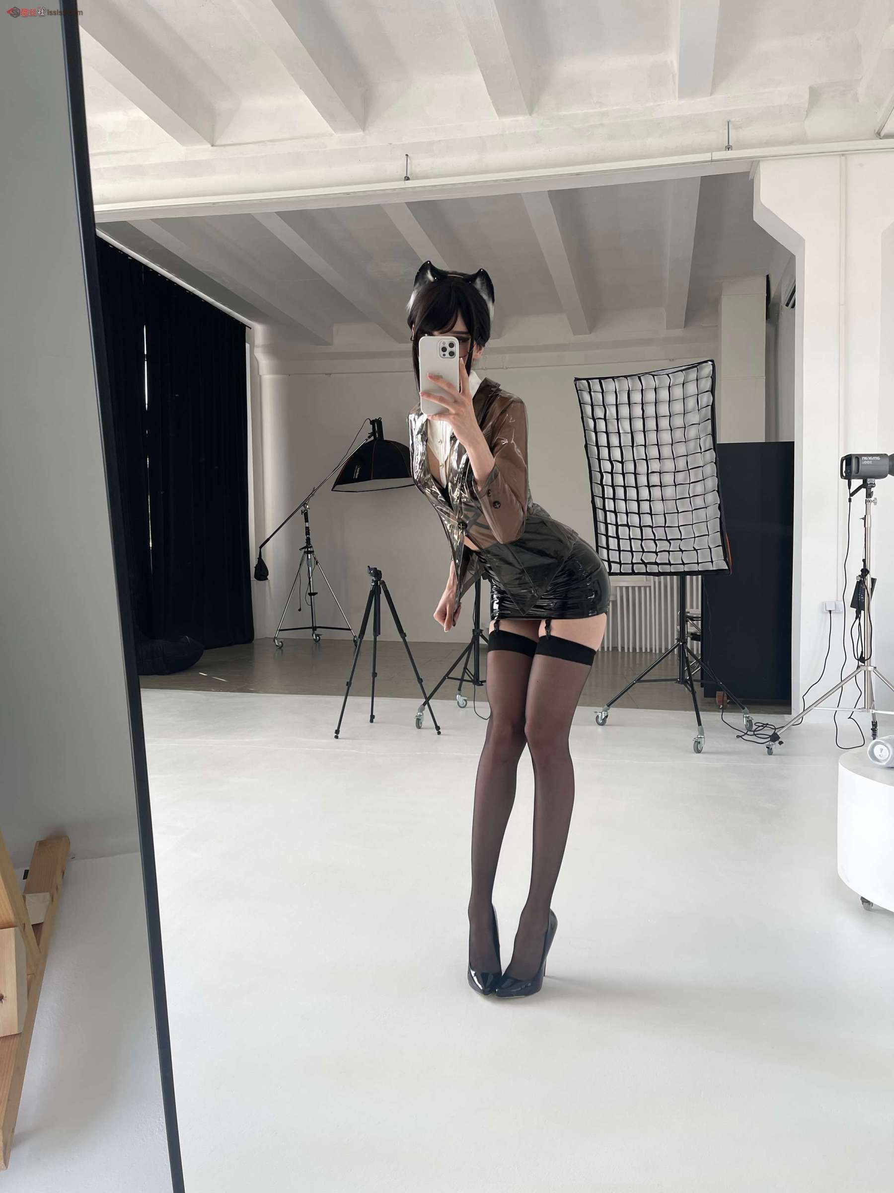 https://www.lss77.com/wp-content/uploads/2024/10/1727798218-16a5cdae362b8d2-1800x2400.jpg