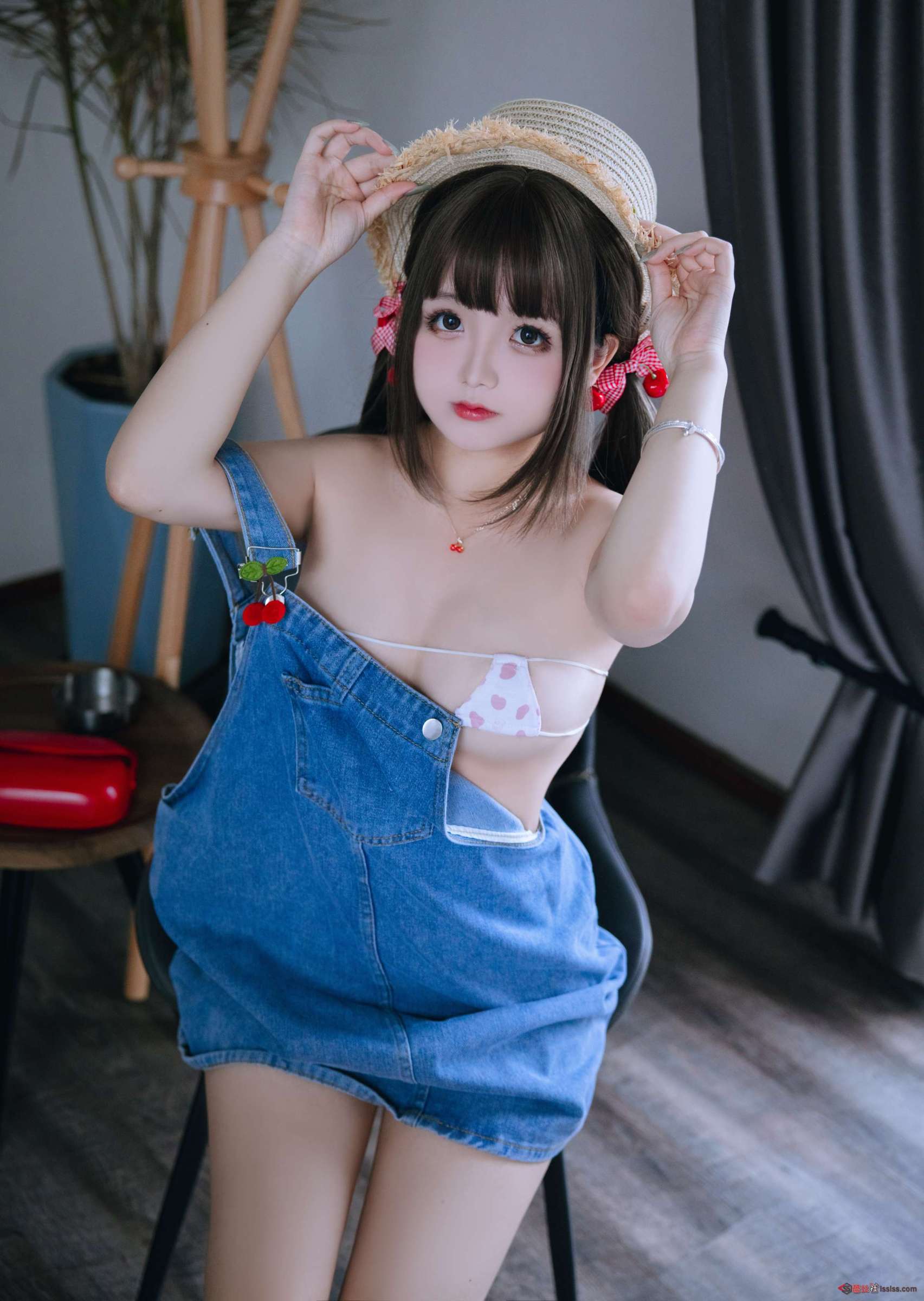 https://www.lss77.com/wp-content/uploads/2024/10/1728024825-48f8d4110292f71-1705x2400.jpg