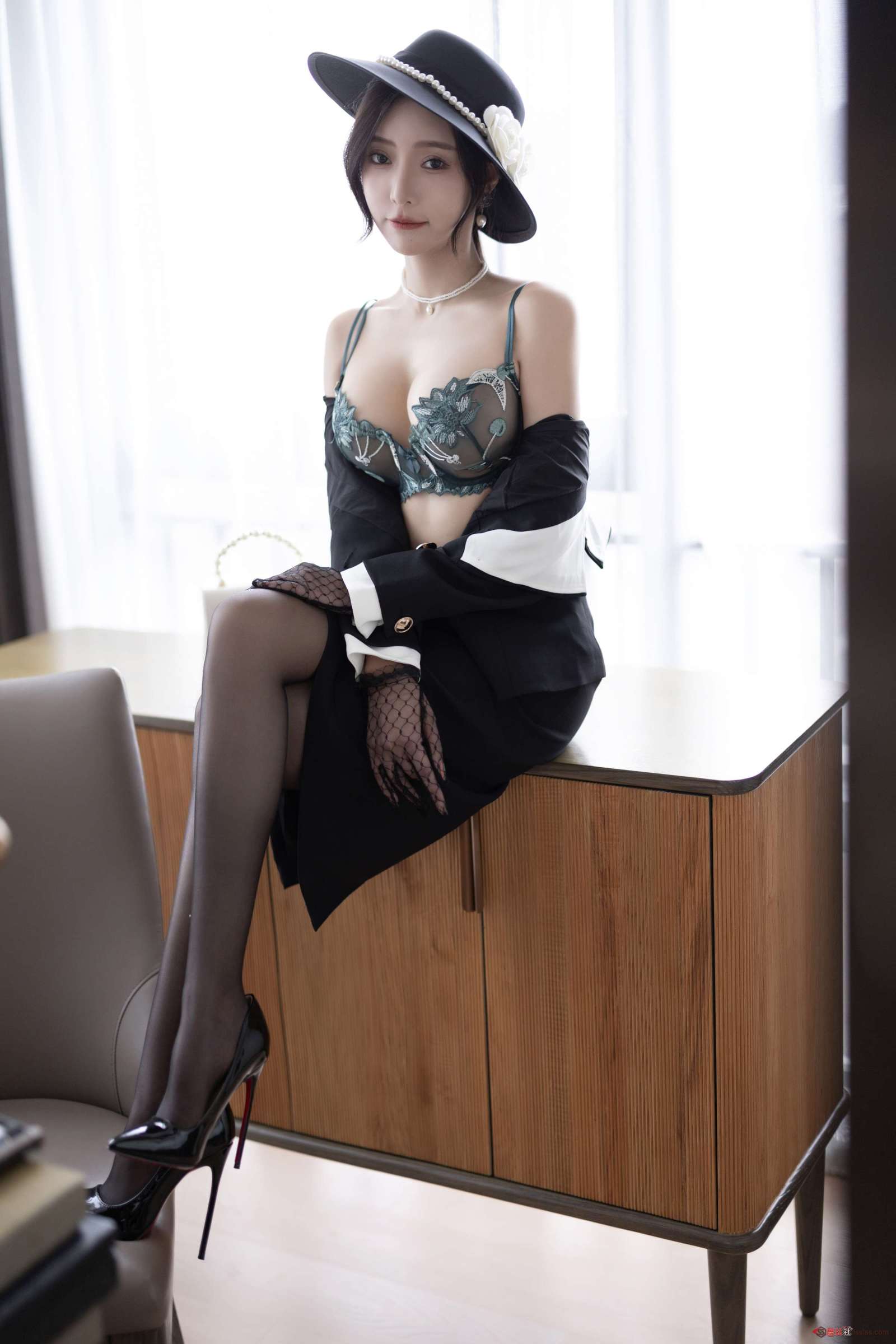 https://www.lss77.com/wp-content/uploads/2024/10/1728456596-fe5f8c0ba3b621e-1600x2400.jpg