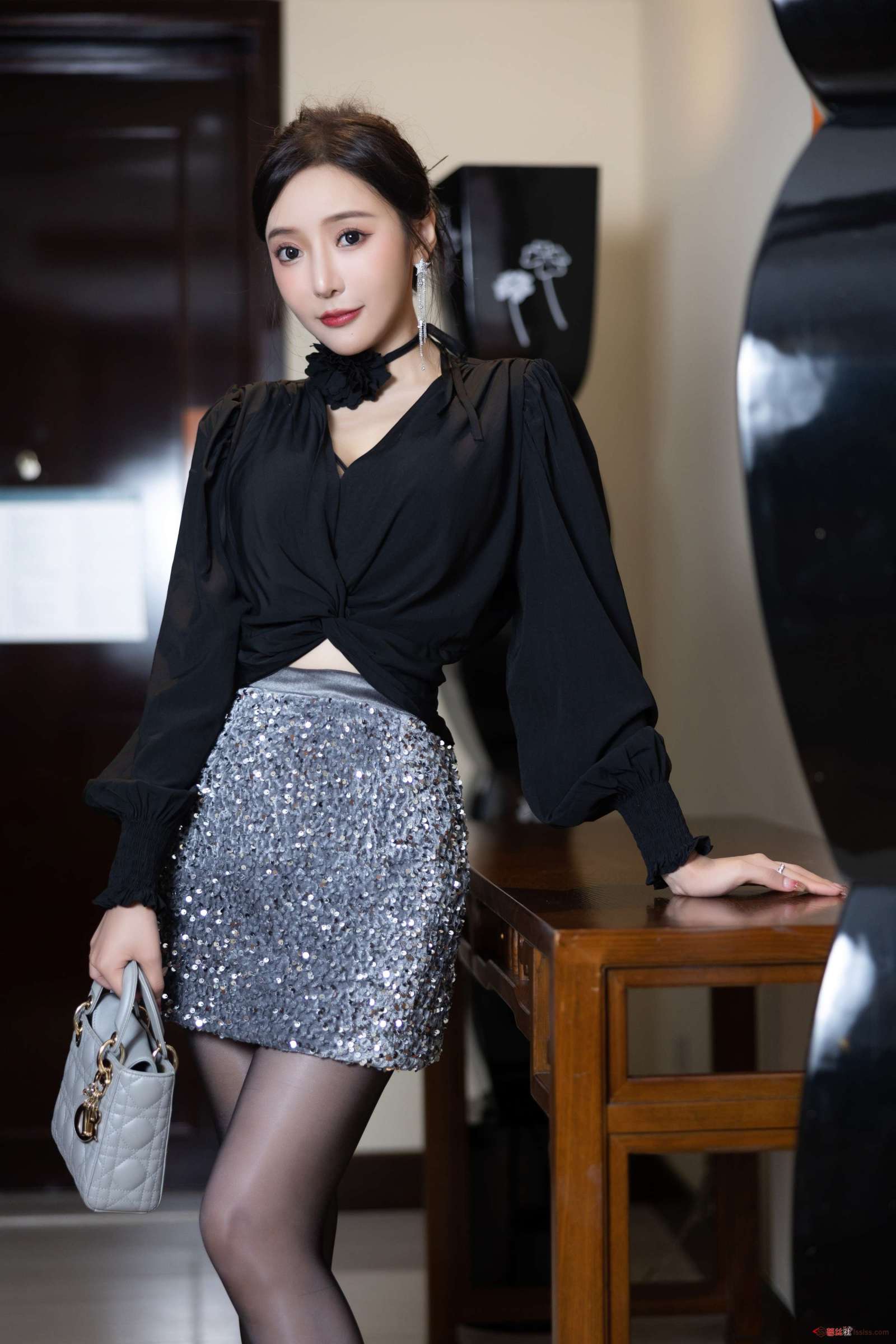 https://www.lss77.com/wp-content/uploads/2024/10/1728731897-f670ef5d2d6bdf8-1600x2400.jpg