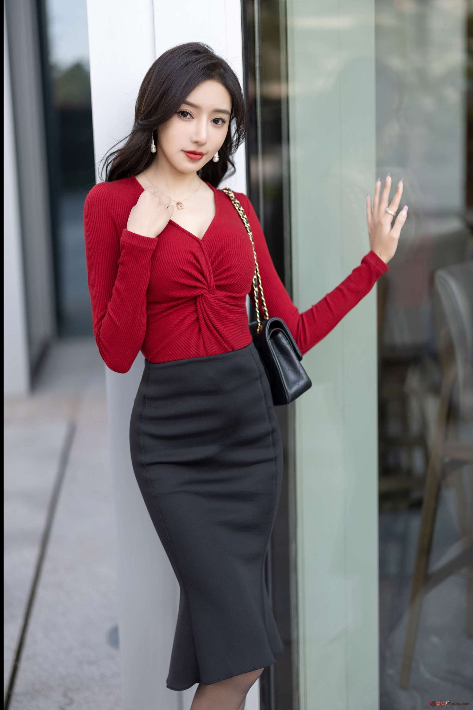 https://www.lss77.com/wp-content/uploads/2024/10/1728861042-d88518acbcc3d08-1600x2400.jpg