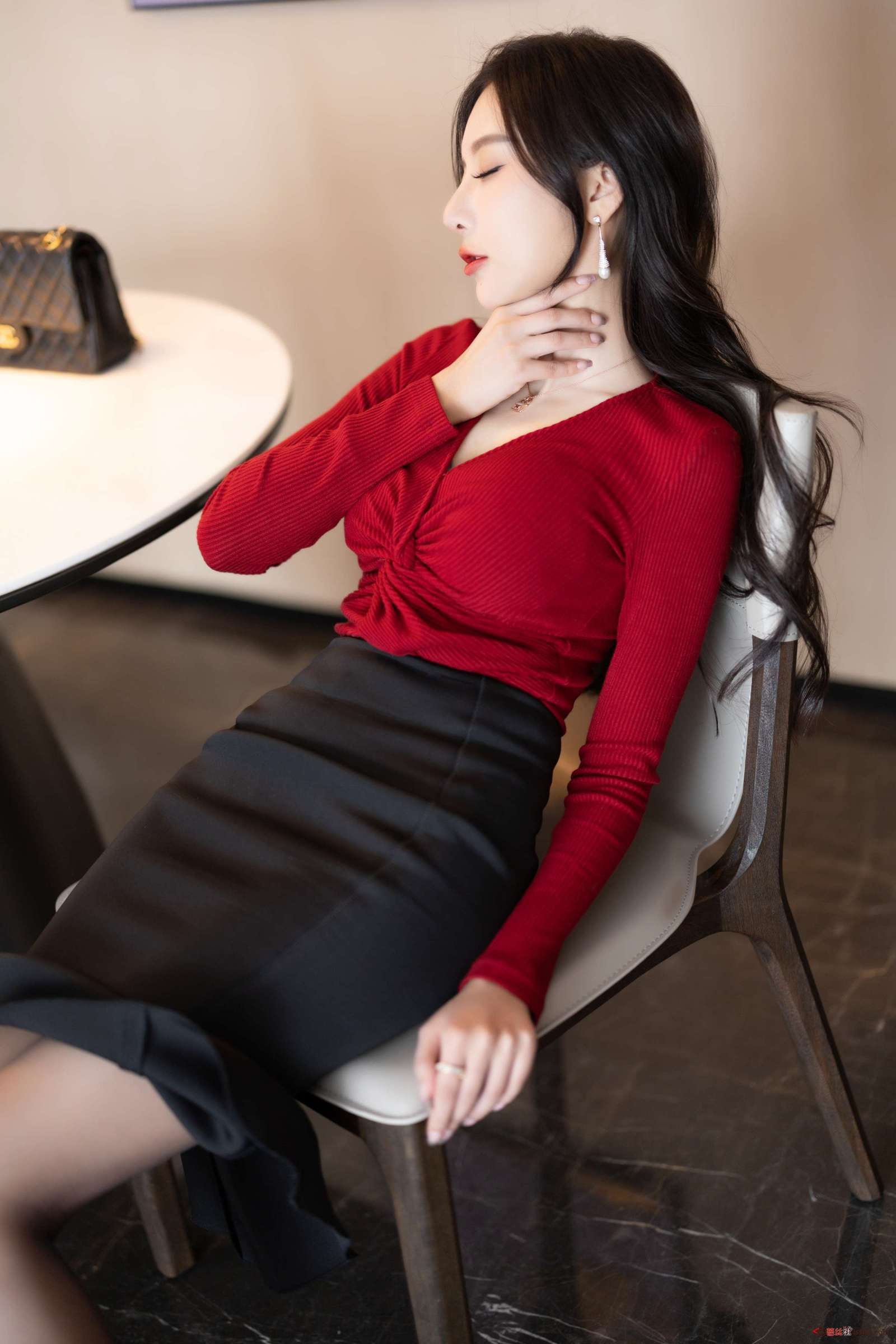 https://www.lss77.com/wp-content/uploads/2024/10/1728861327-9597353e41e6957-1600x2400.jpg