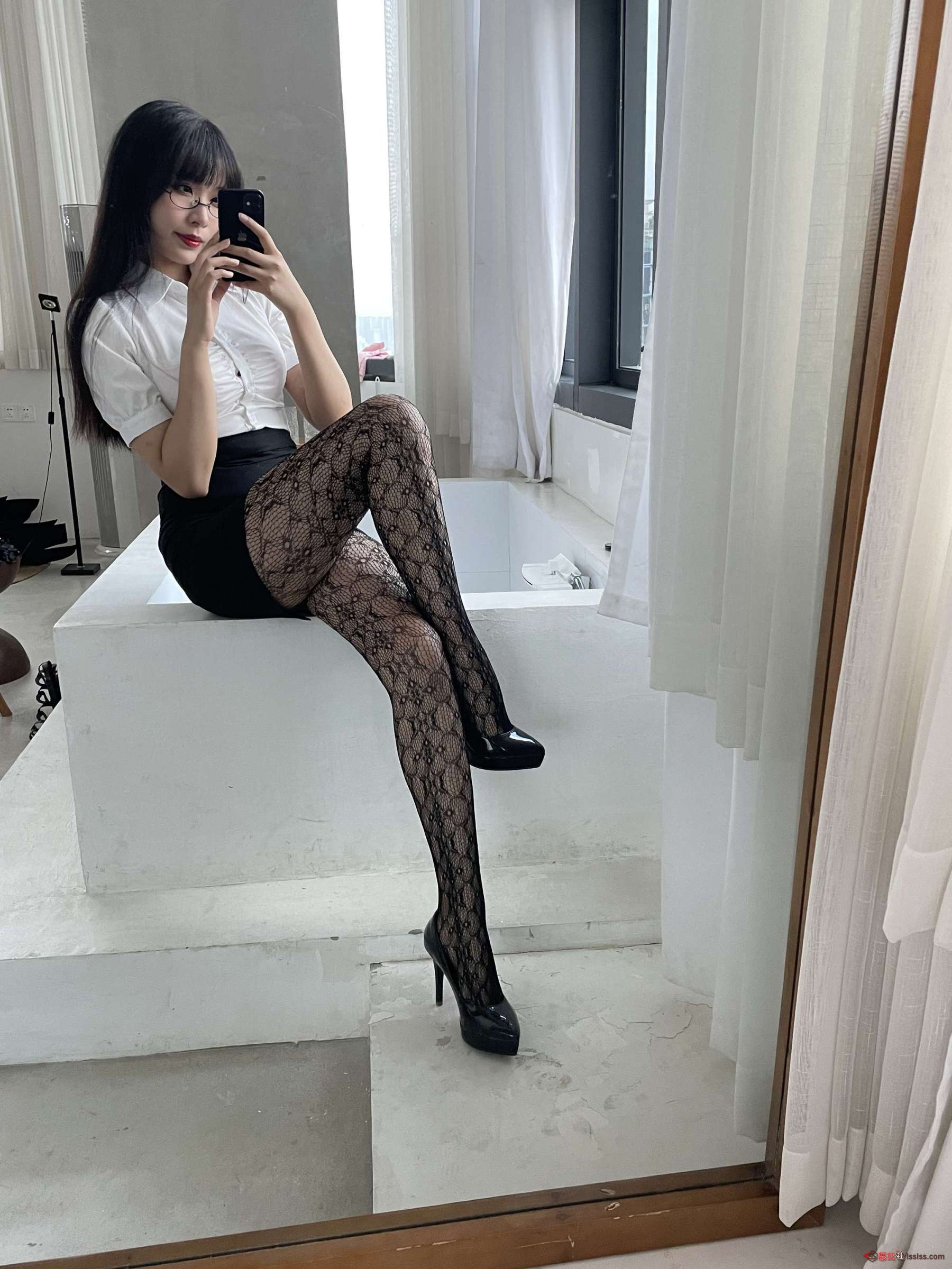 https://www.lss77.com/wp-content/uploads/2024/10/1729239740-698d51a19d8a121-1800x2400.jpg