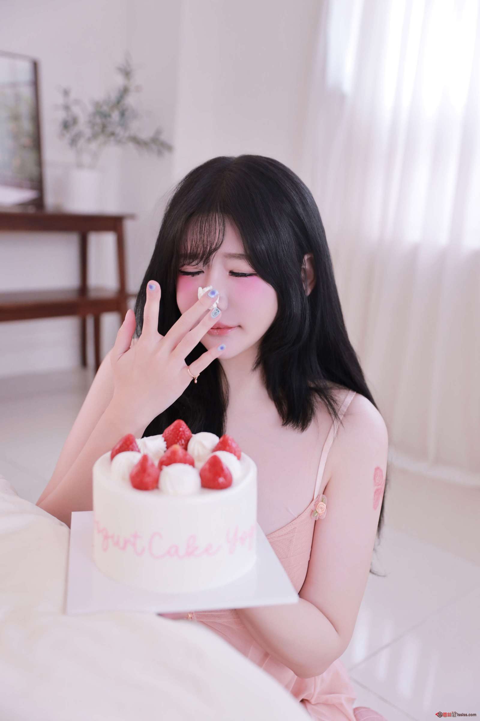 https://www.lss77.com/wp-content/uploads/2024/10/1730264611-b9228e0962a78b8-1600x2400.jpg
