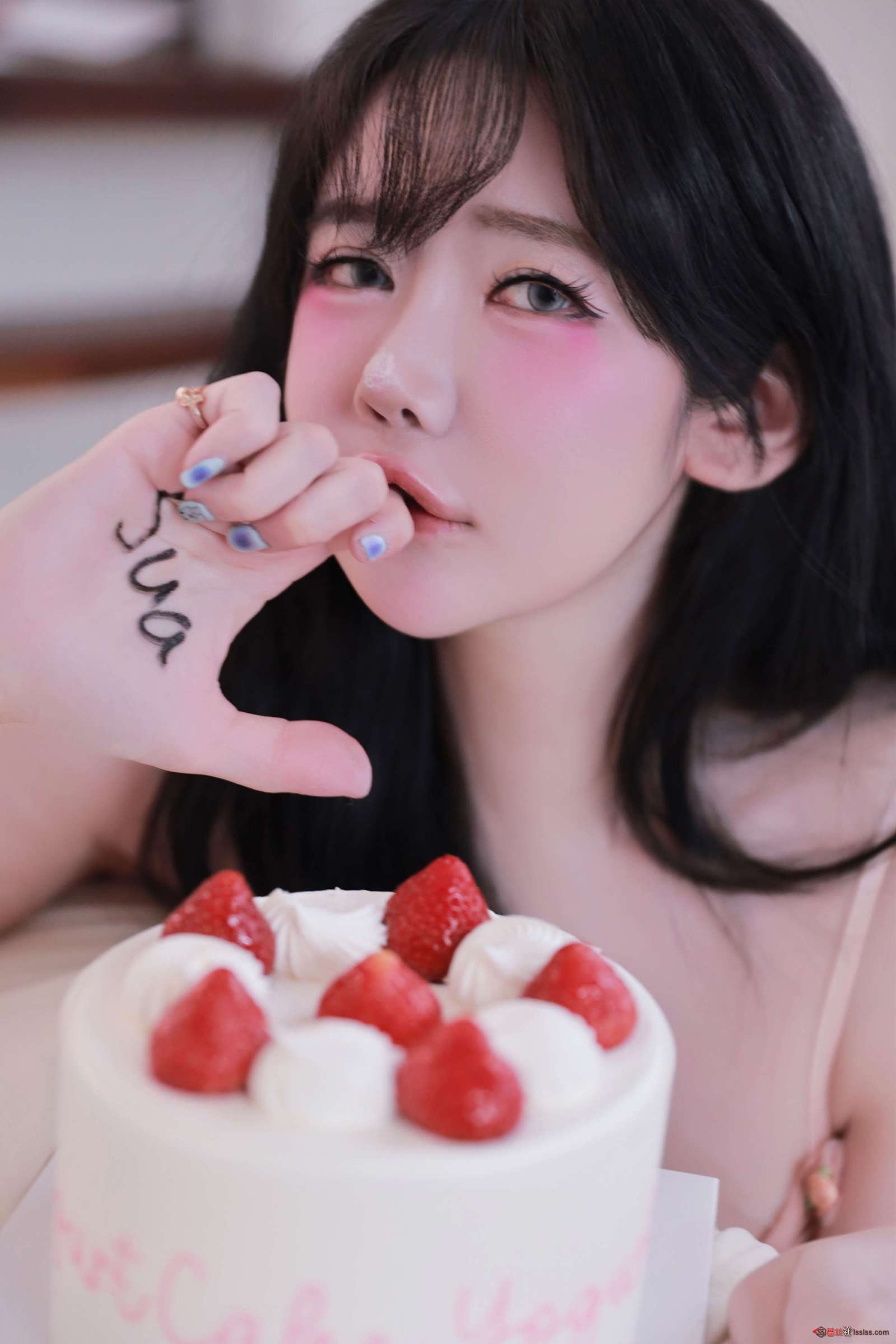 https://www.lss77.com/wp-content/uploads/2024/10/1730264764-18997733ec258a9-1600x2400.jpg