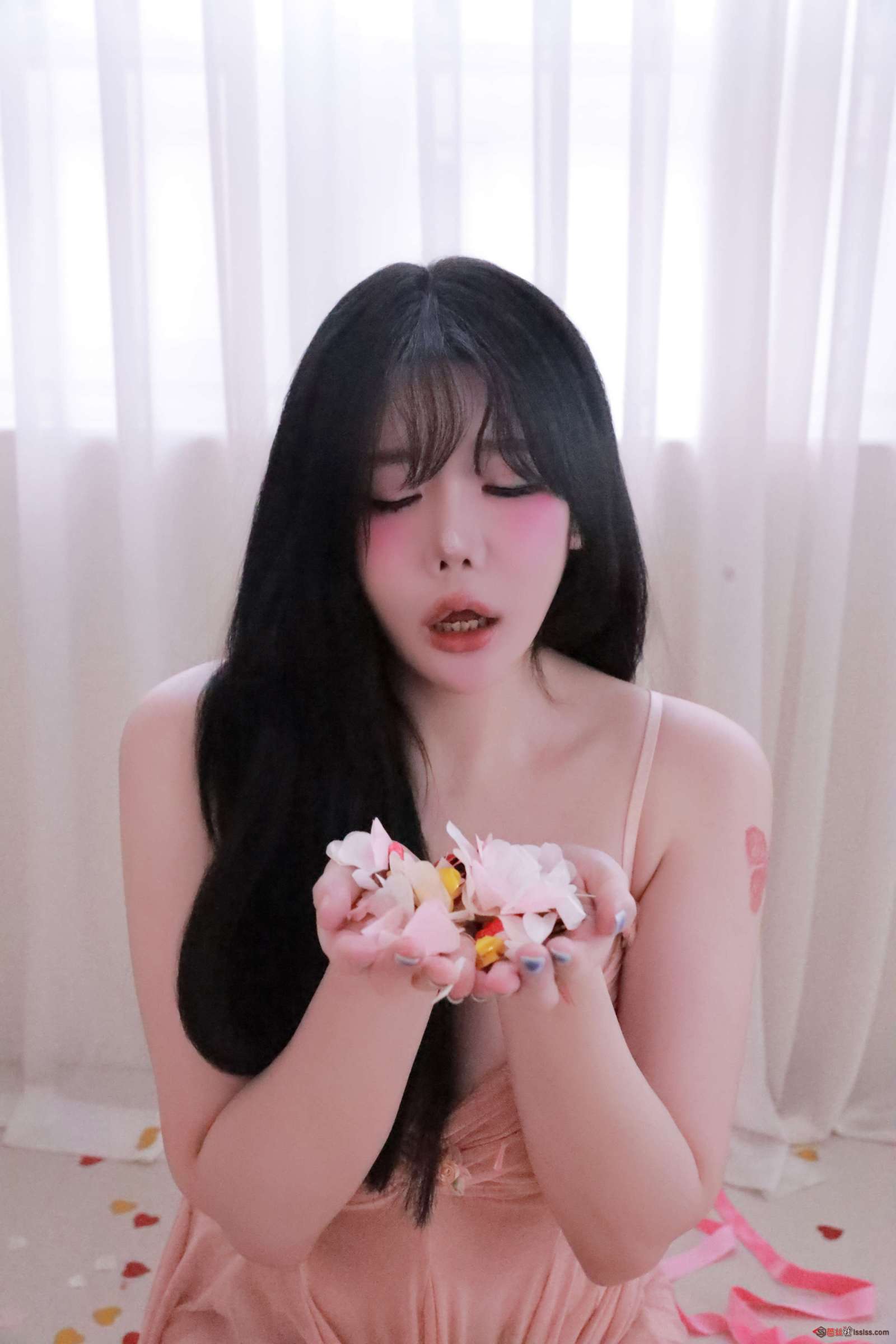 https://www.lss77.com/wp-content/uploads/2024/10/1730264871-eed5af6add95a9a-1600x2400.jpg