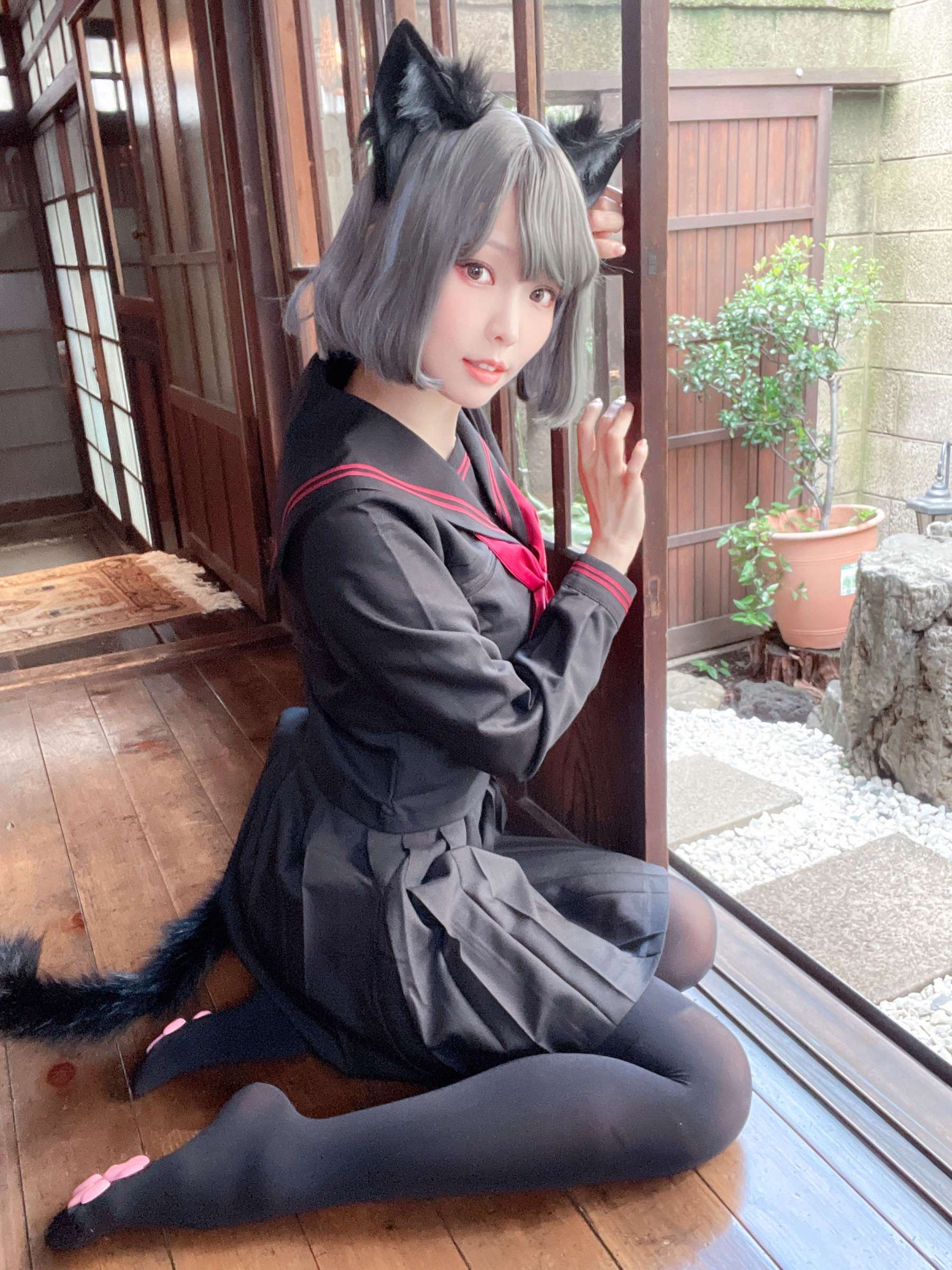 https://www.lss77.com/wp-content/uploads/2024/10/1730271089-d1eda616a25f784-1800x2400.jpg
