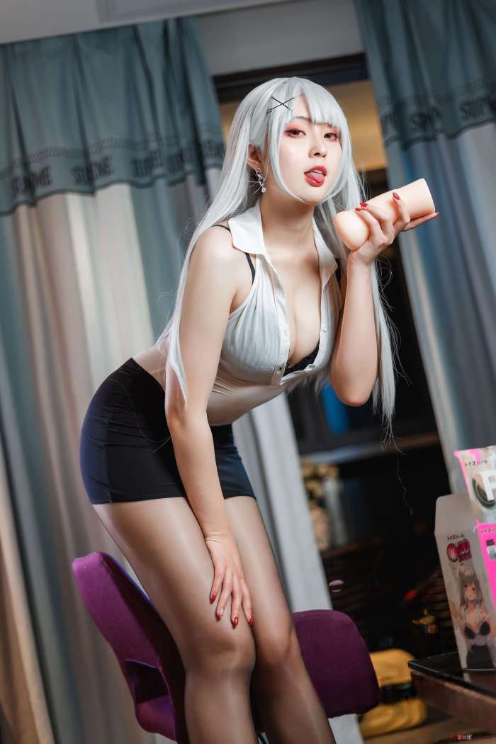 Natsuko夏夏子 – OL灰机被[50P1V279M]