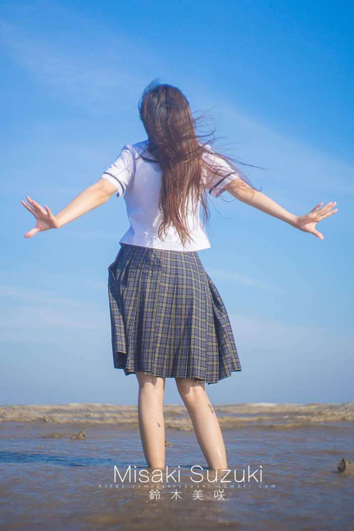 铃木美咲 (Misaki Suzuki) – 少女的界限_露出！绝对不能被发现 [32P202MB]