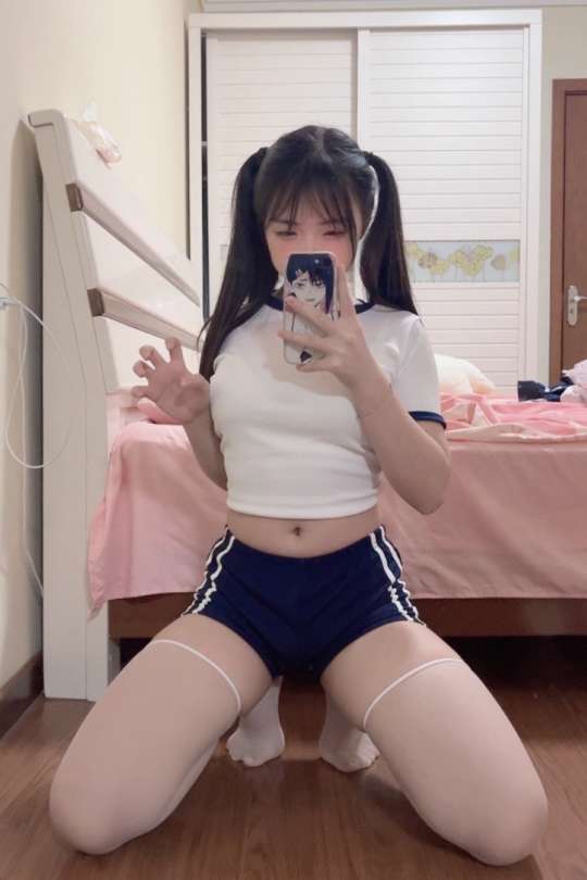 Bangni邦尼 – 微密圈 NO.002期 [52P9V379MB]