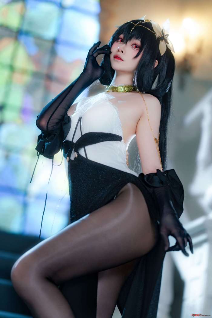 大大卷卷小卷 – 碧蓝航线 镇海礼服 [25P326MB]