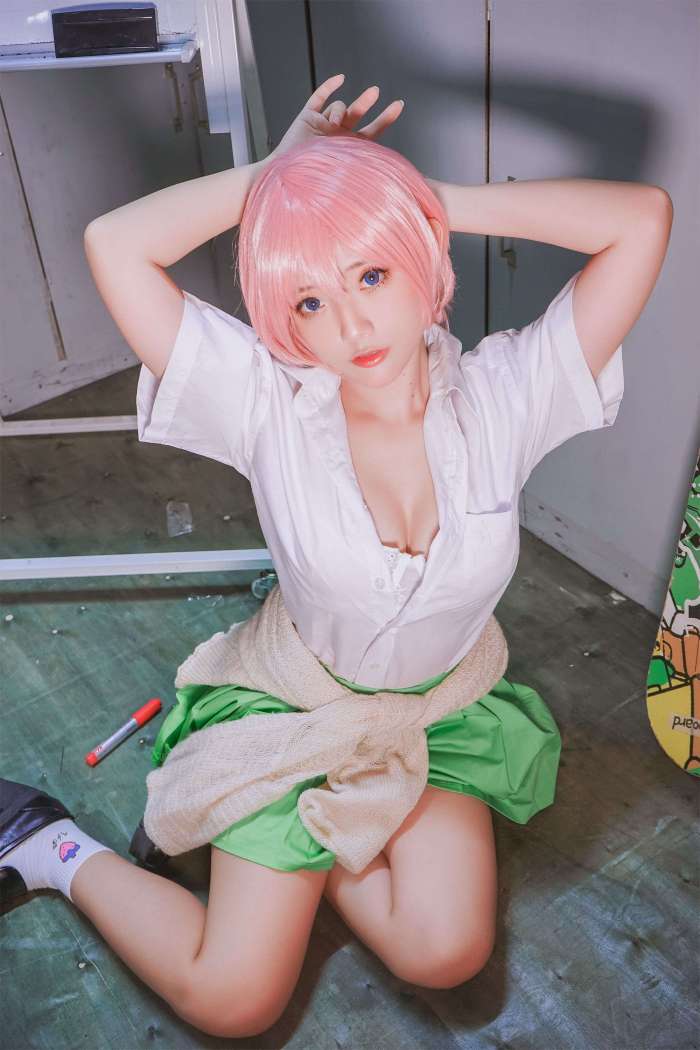 Messie Huang – Ichika [25P163MB]