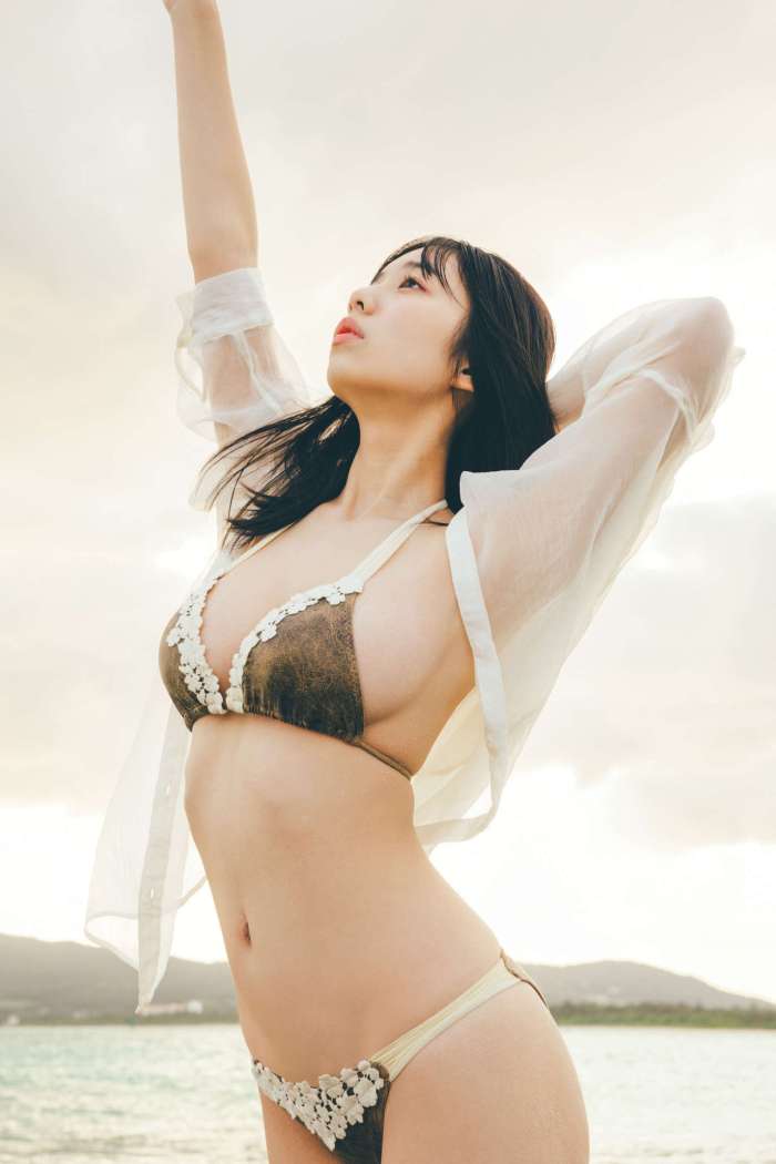 Kikuchi Hina (菊地姫奈) – 「moment」 週プレ PHOTO BOOK [145P103MB]